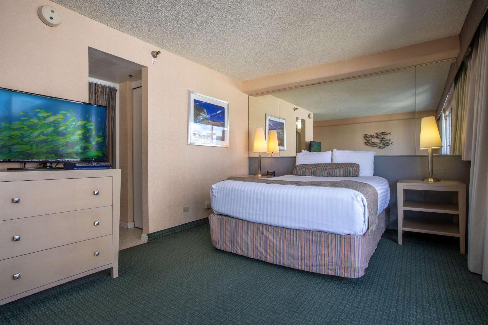 Deluxe Room,1586828028:JPEG