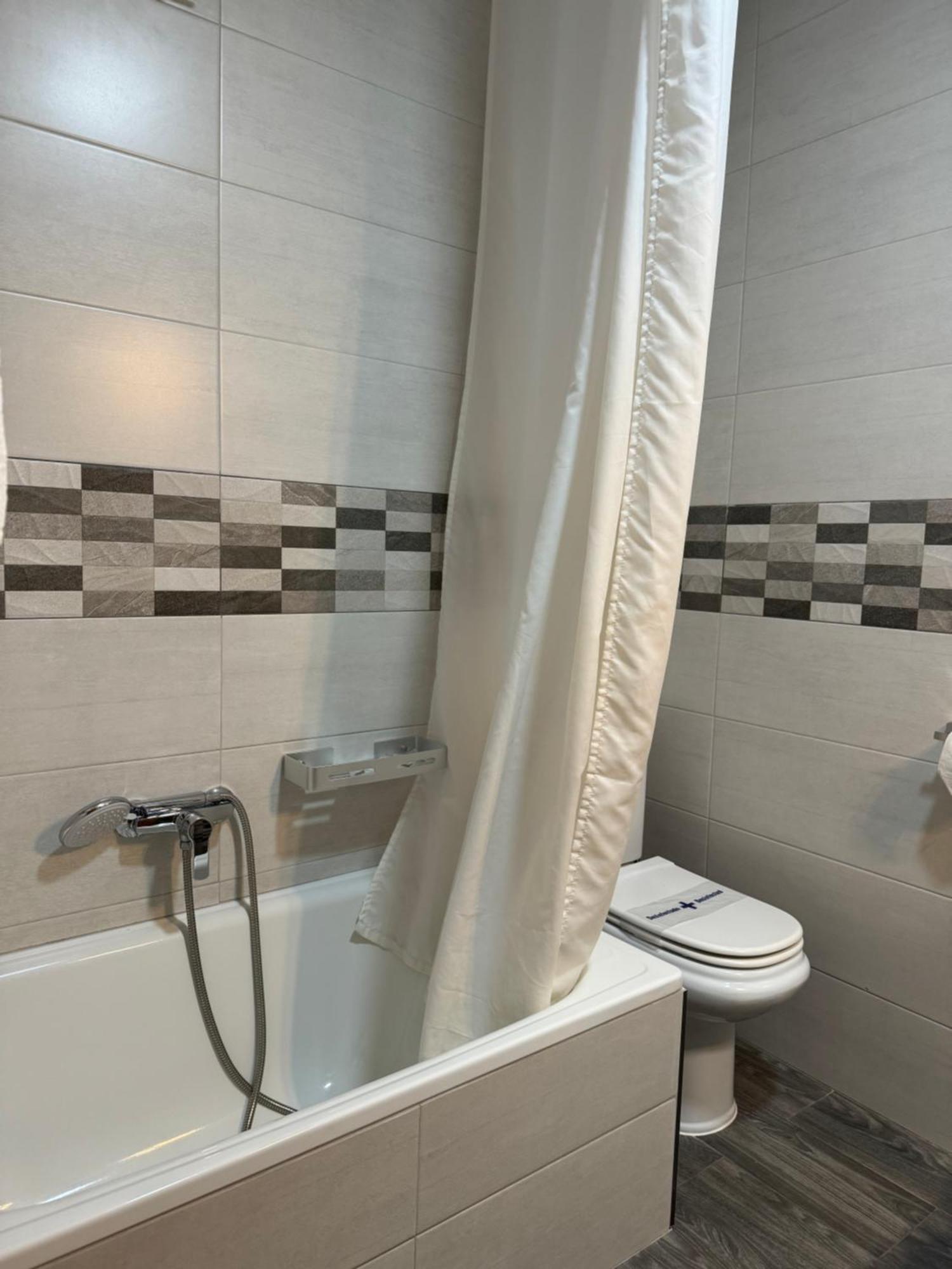 Superior Double Room,1586836572:JPEG