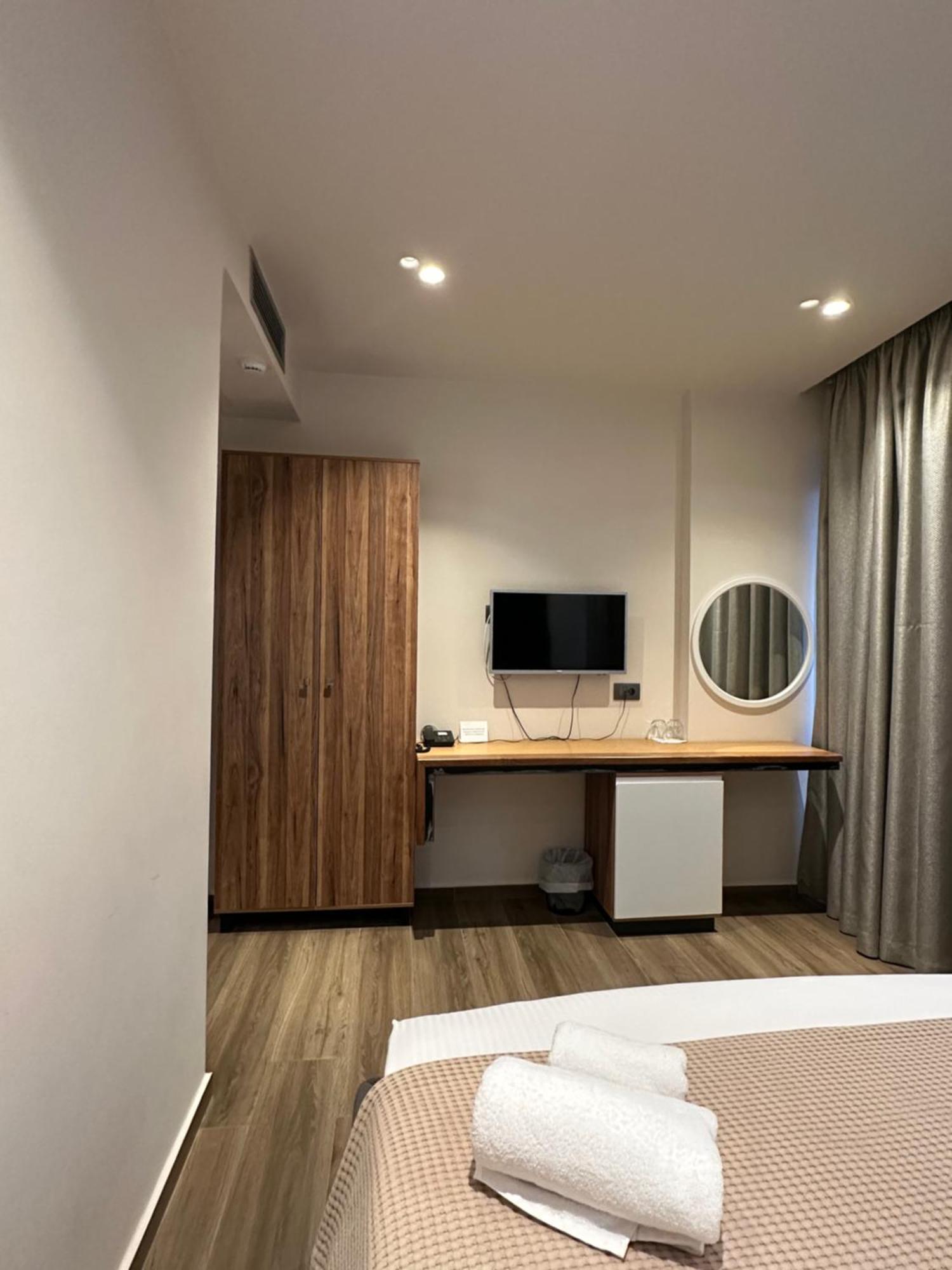 Deluxe Double Room Balcony Ground Floor,1586900712:JPEG