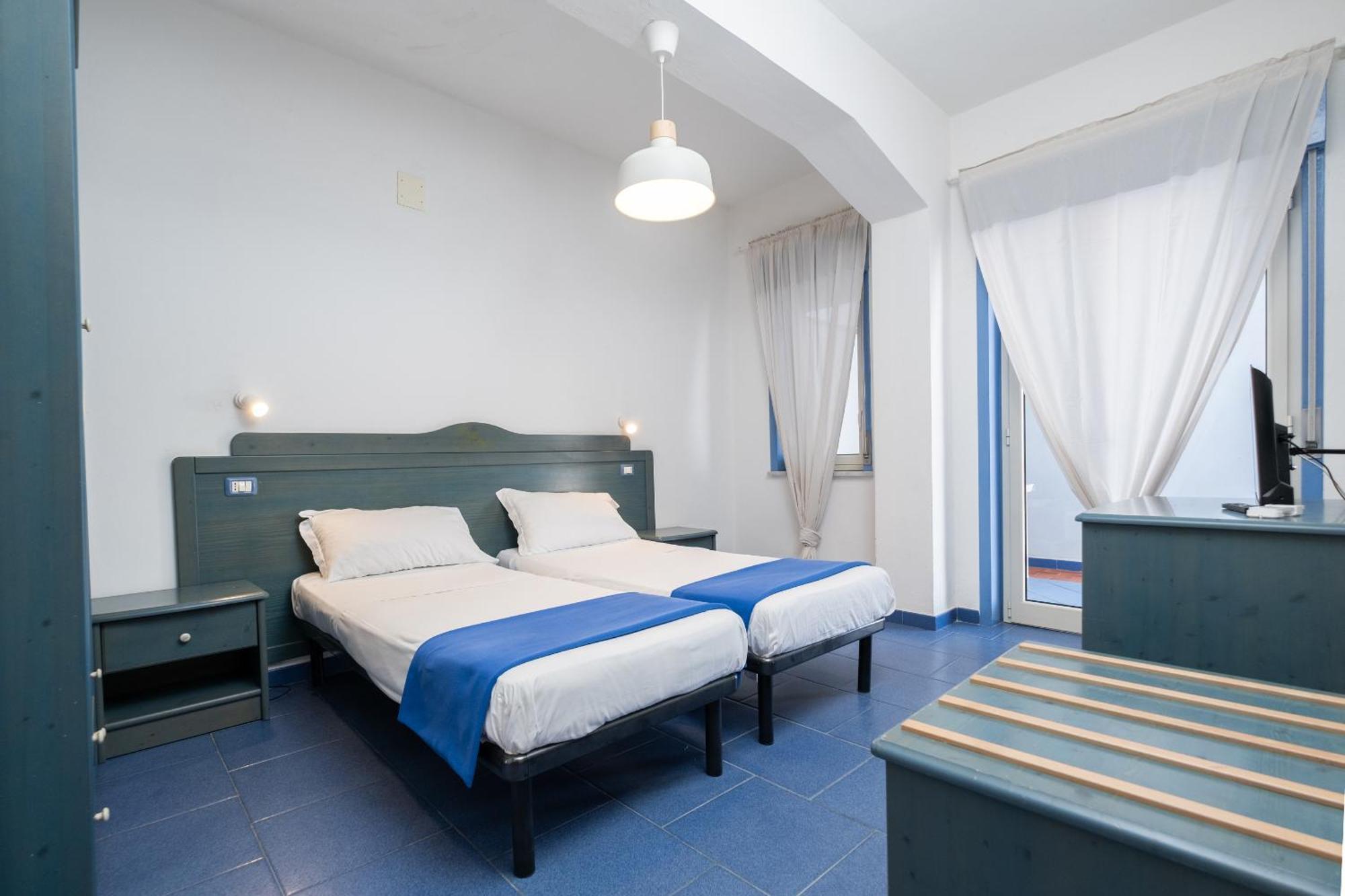 Two-Bedroom Apartment,1587506987:JPEG