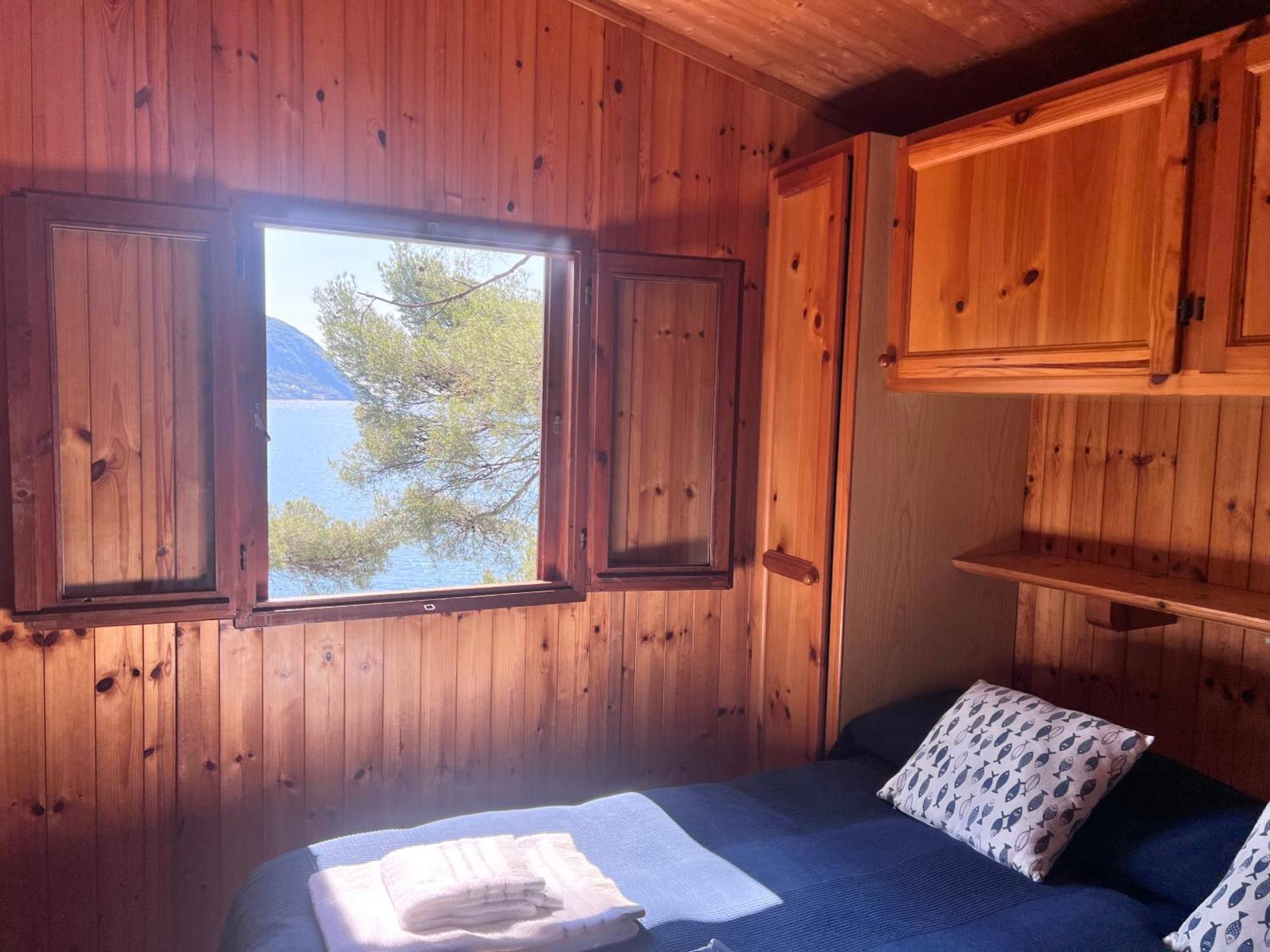 Two-Bedroom Bungalow,1595432609:JPEG