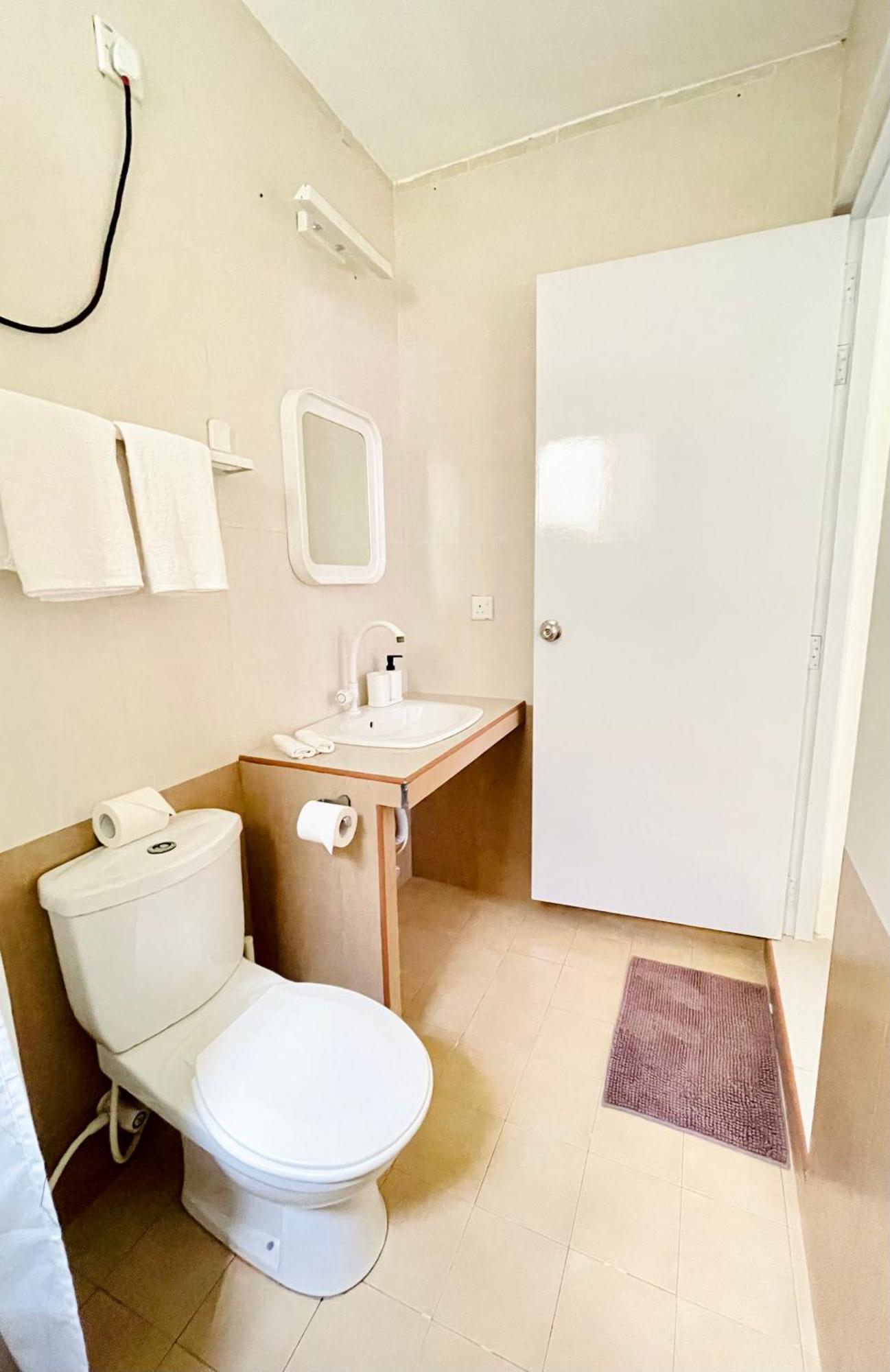 Standard Double or Twin Room Garden View