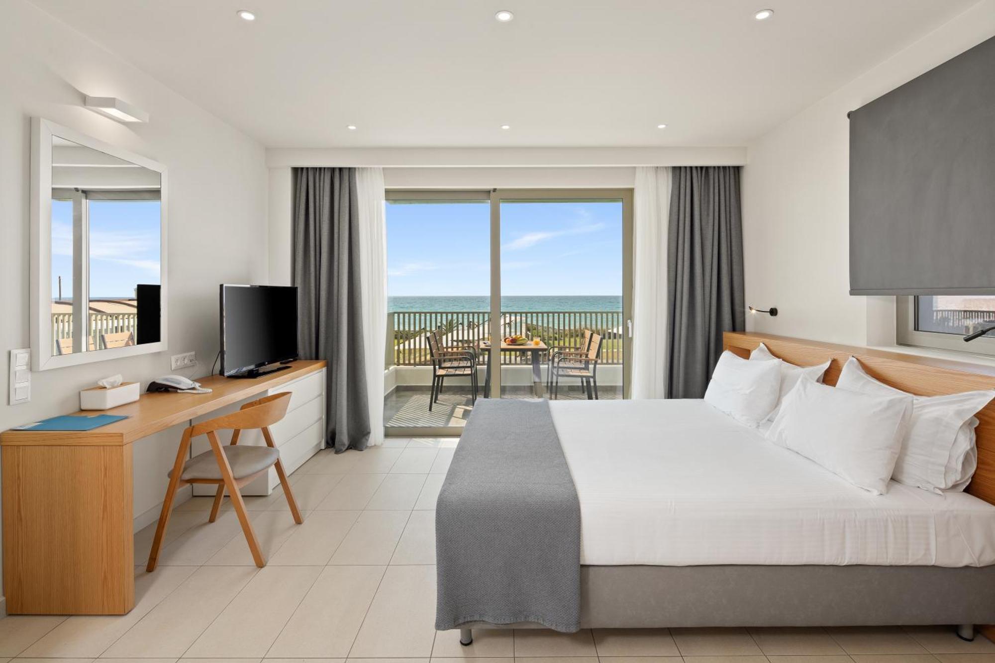 Deluxe Suite Sea View