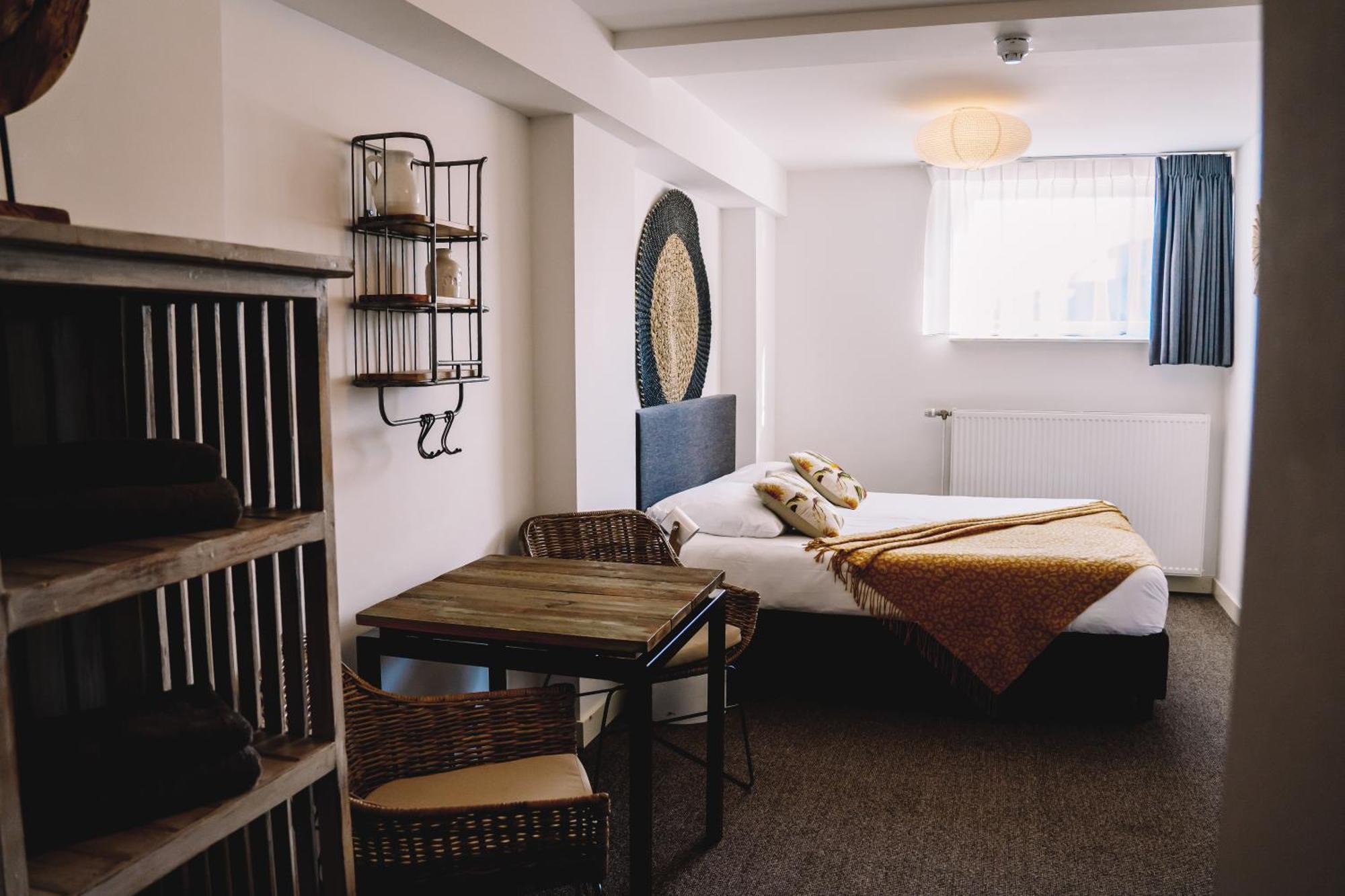 Comfort Room Street Level