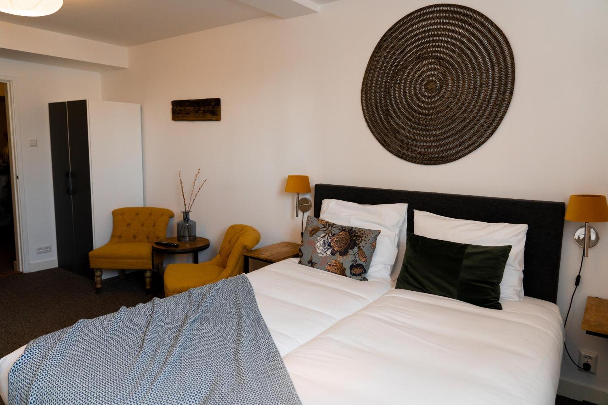 Comfort Room Street Level