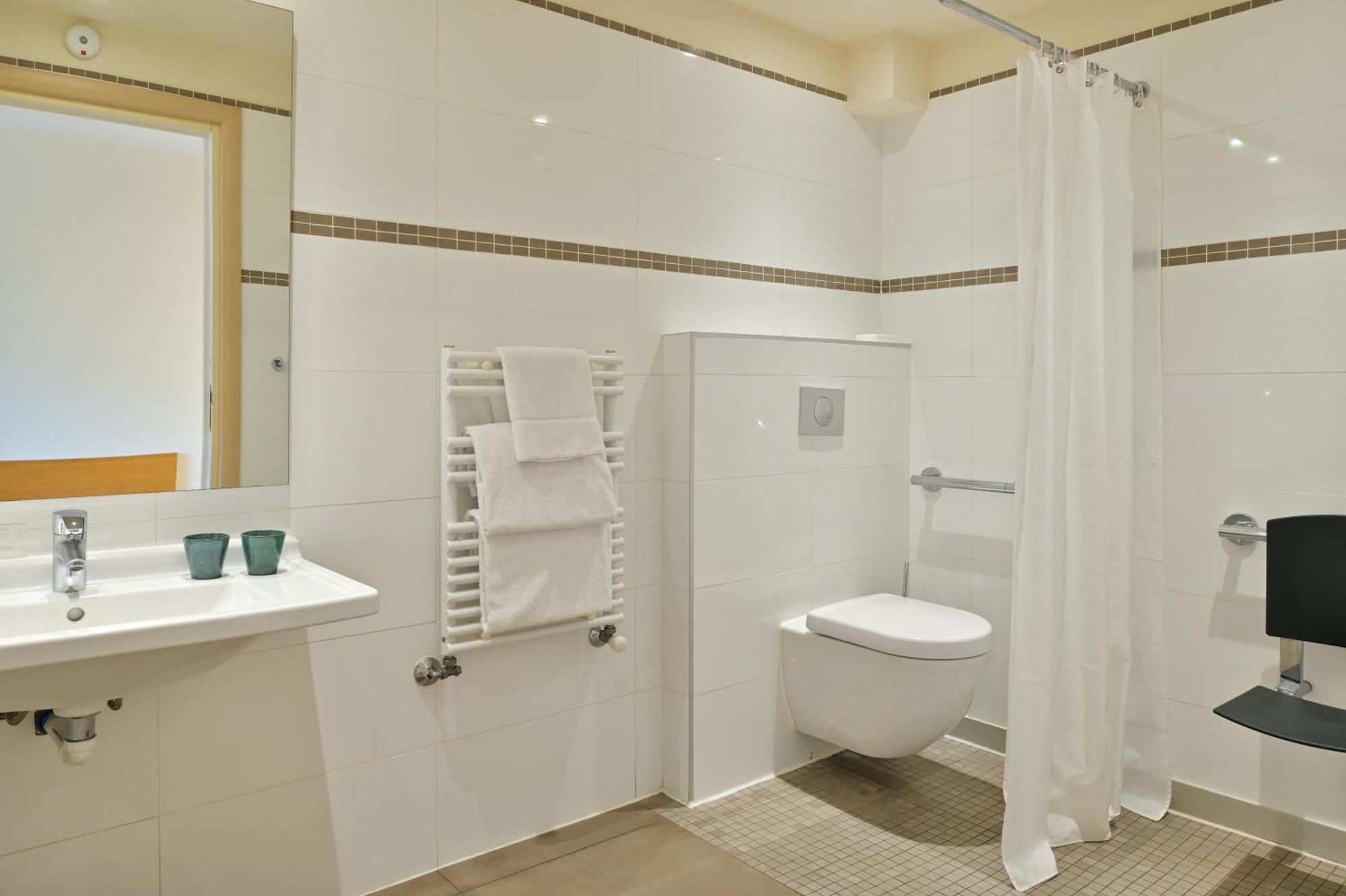 Double or Twin Room - Disability Access