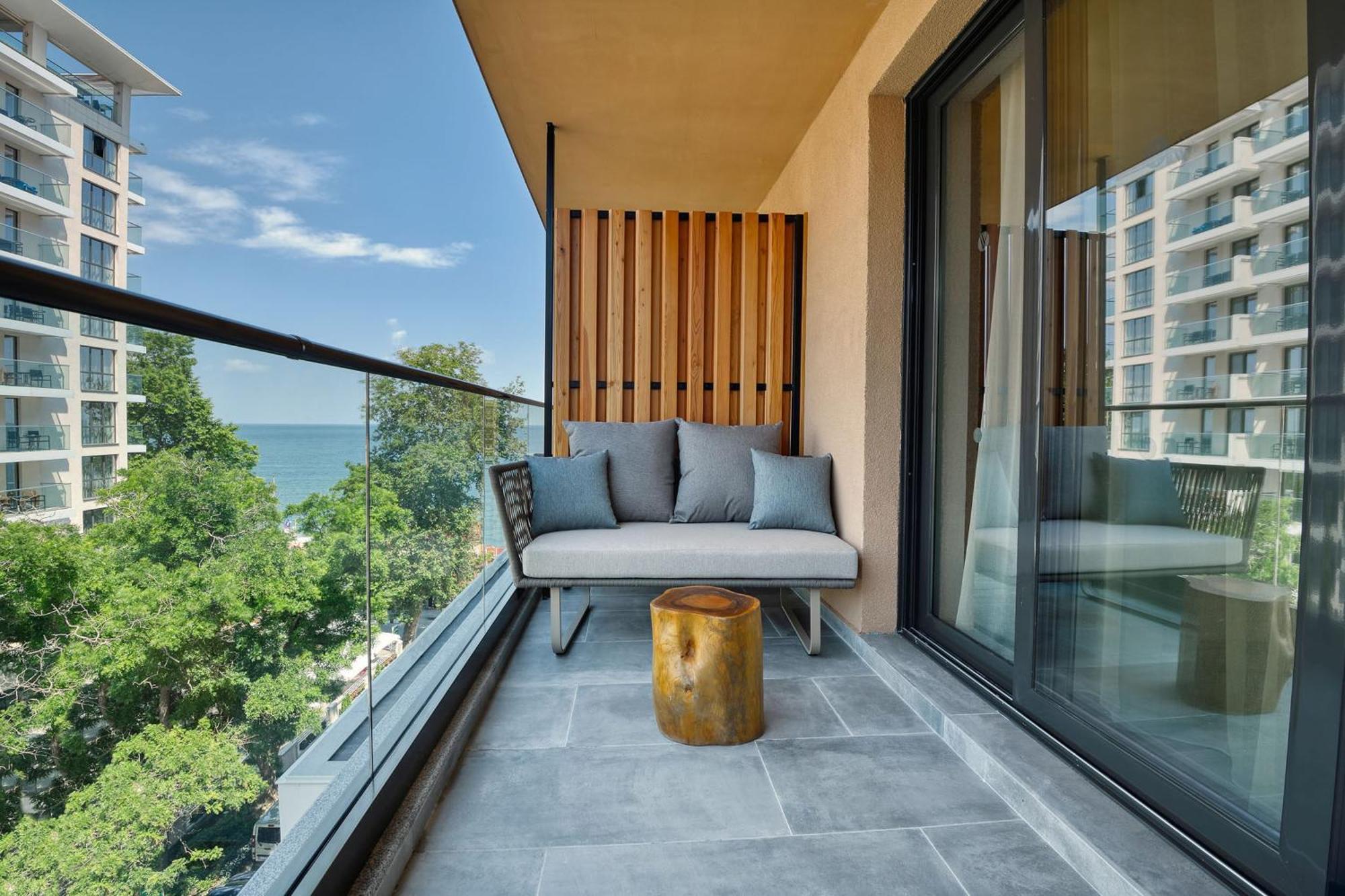 Superior Double Room Side Sea view – Private Beach & Aquapark Access