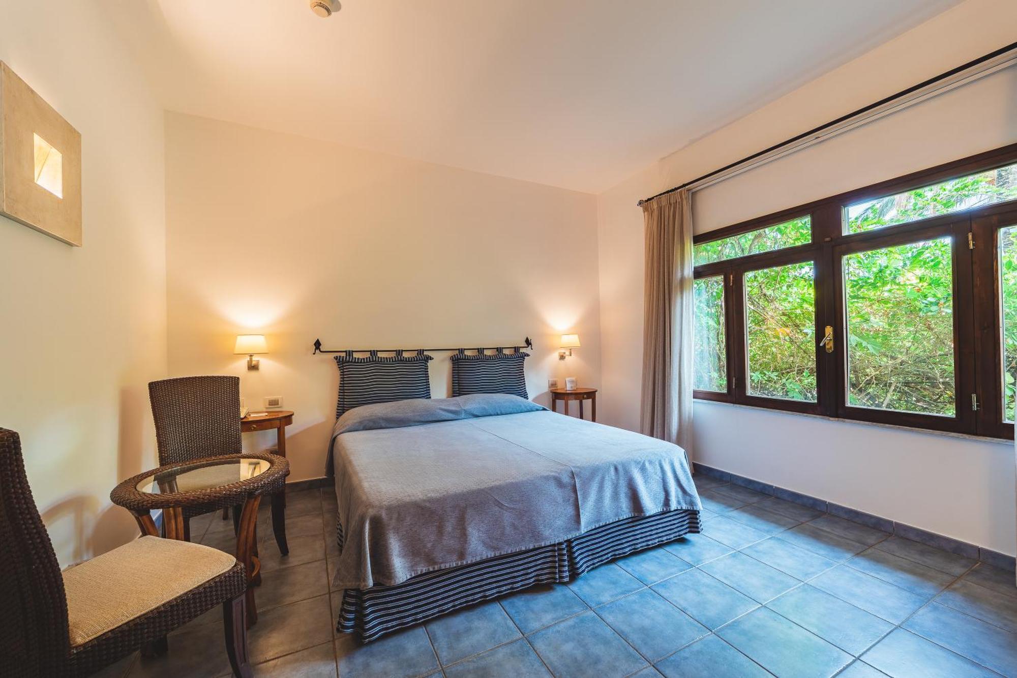 Classic Triple Room,1209714958:JPEG