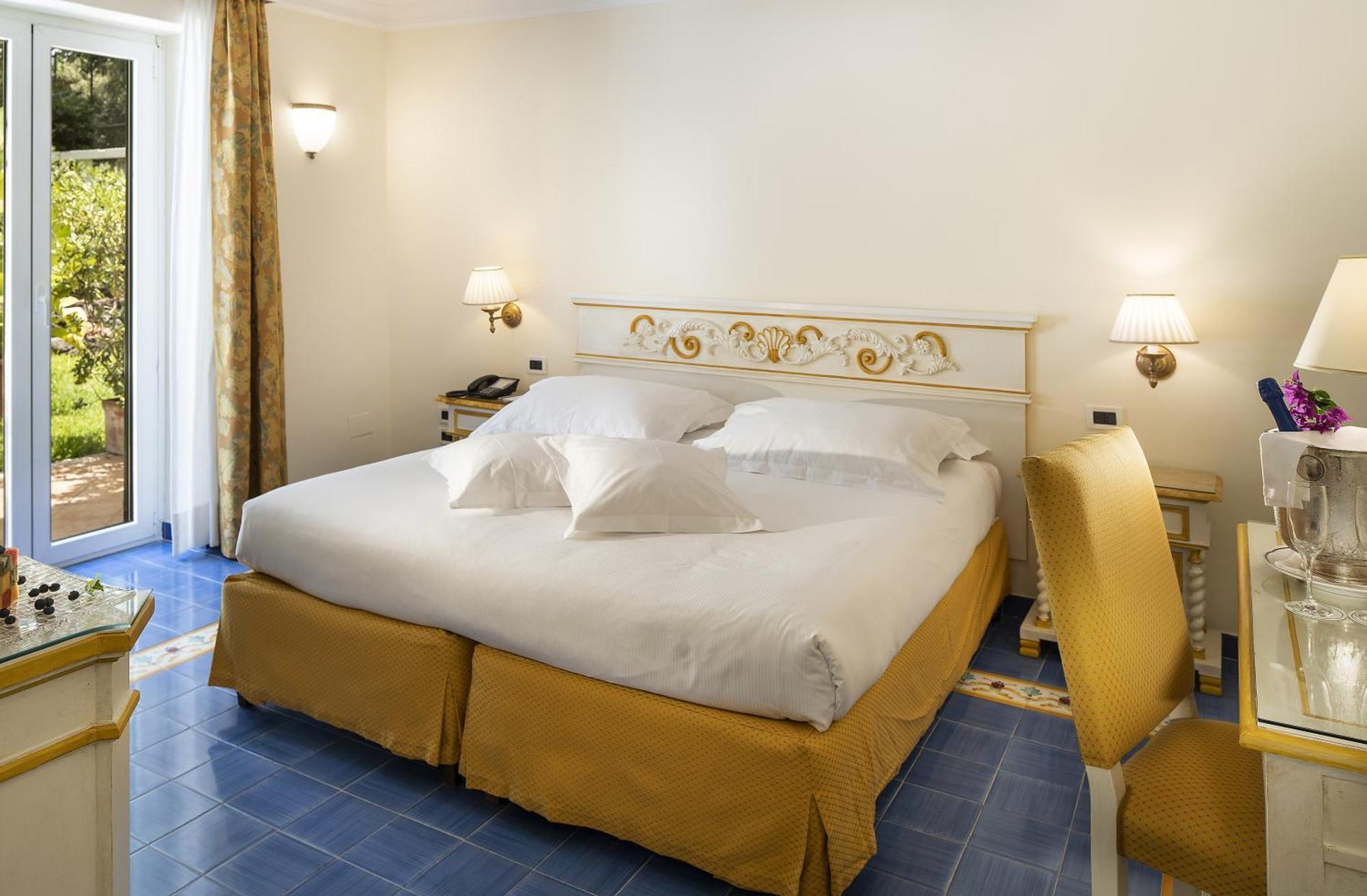 Standard Double or Twin Room Garden View