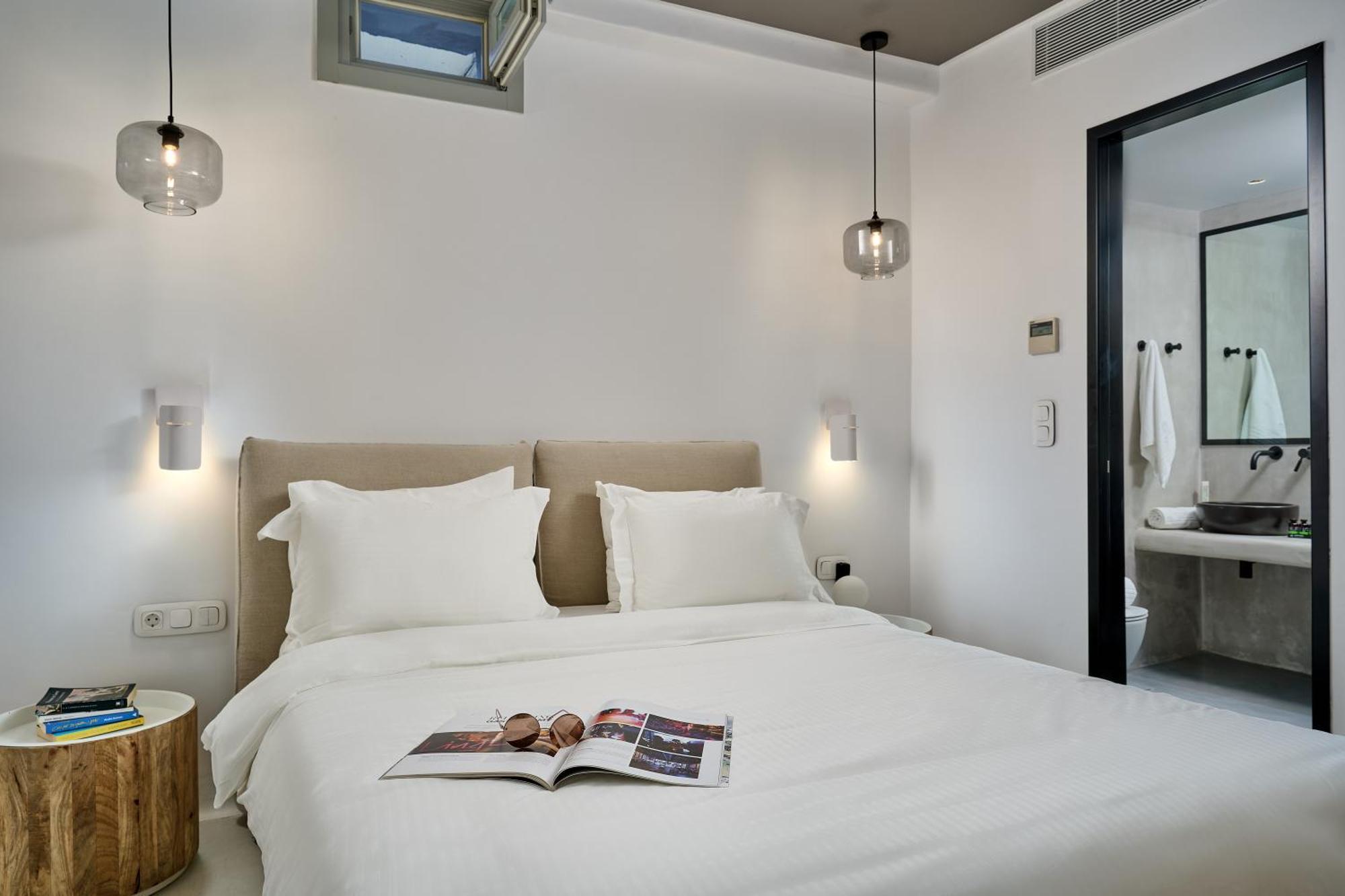 Design Maisonette with Jacuzzi