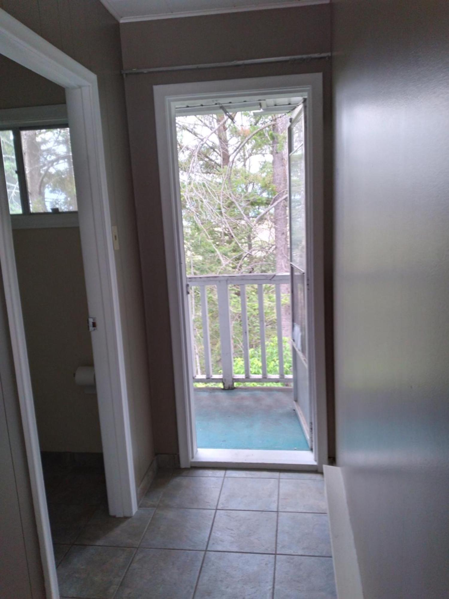 Small Double Room - Pet-Friendly