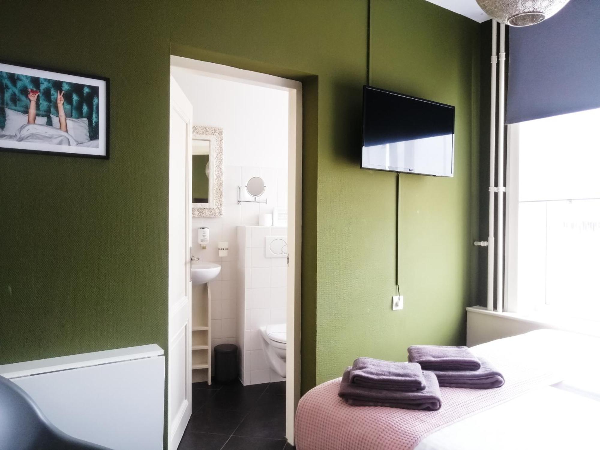 Small Twin Room