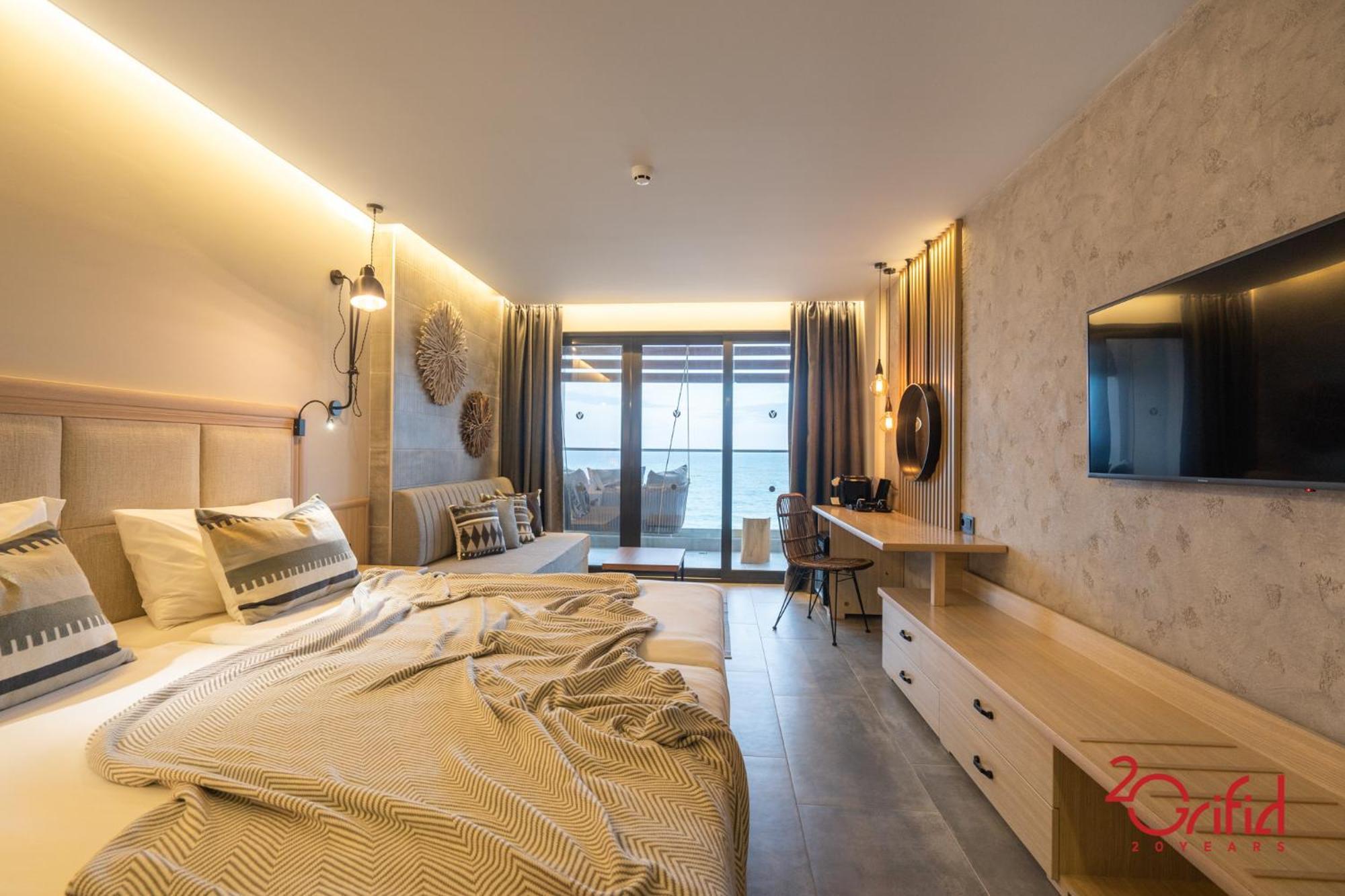 CONCEPT Double Room Sea View ADULTS ONLY 16 – Infinity Pool Access