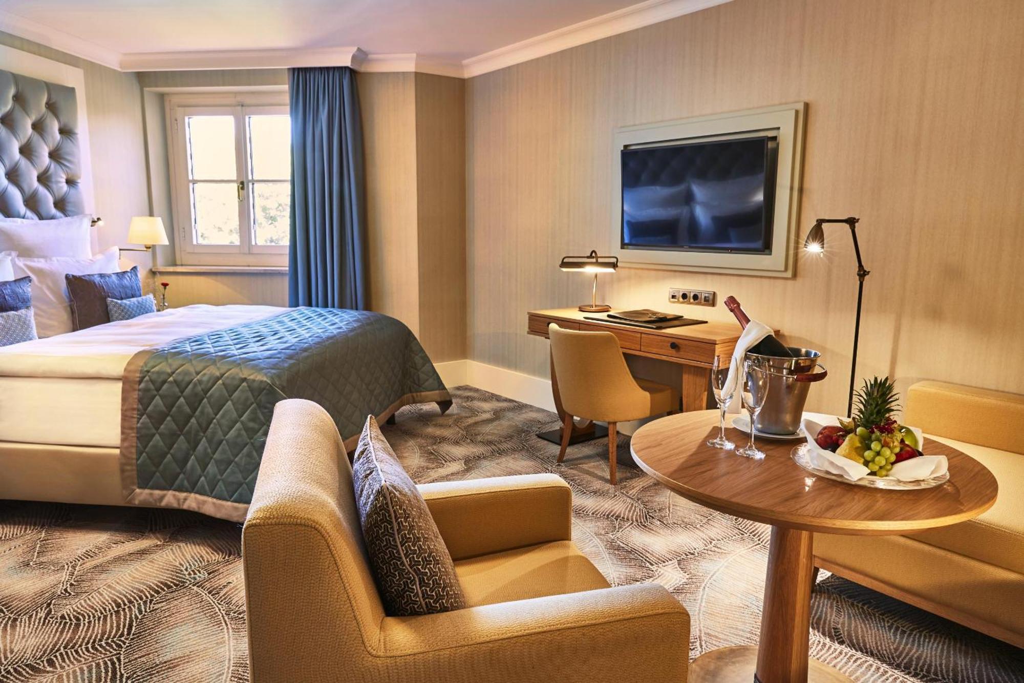 Grand Deluxe Double Room