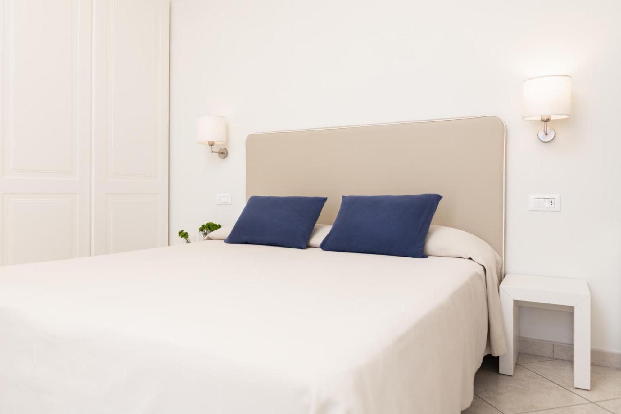 Triple Room,353059039:JPEG
