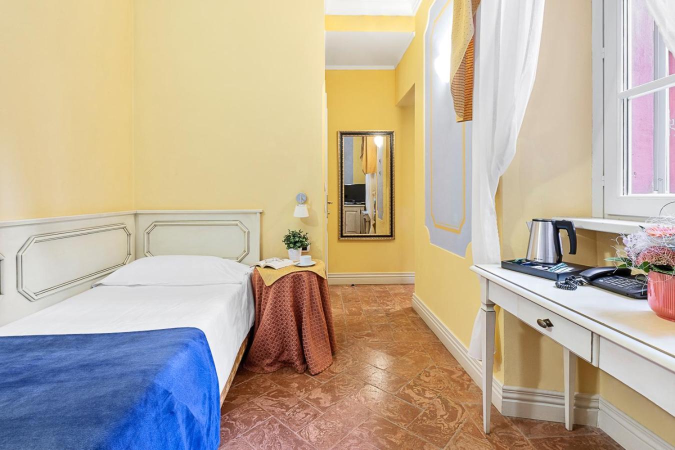 Single Room,1590336944:JPEG