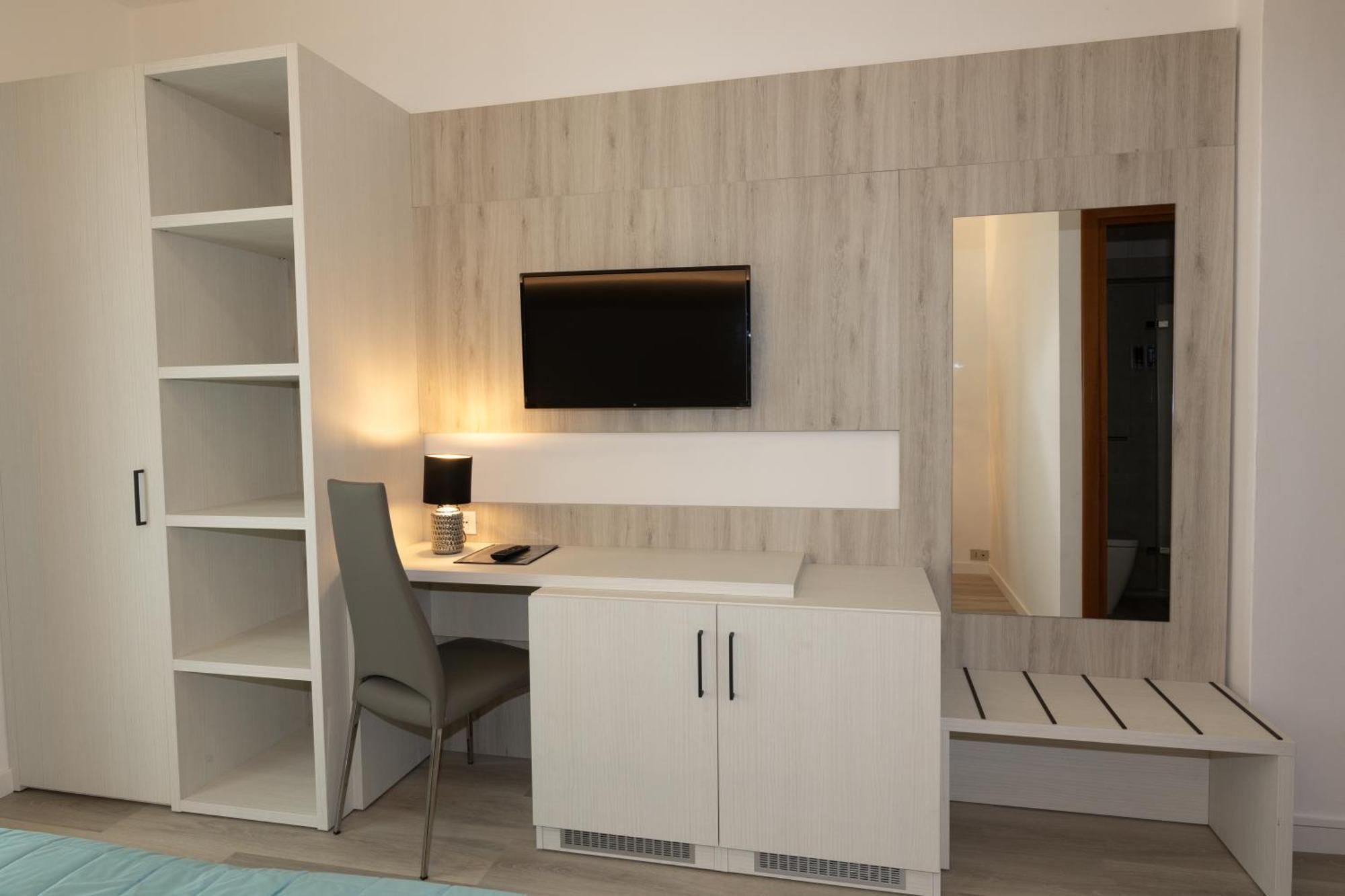 Double or Twin Room Balcony