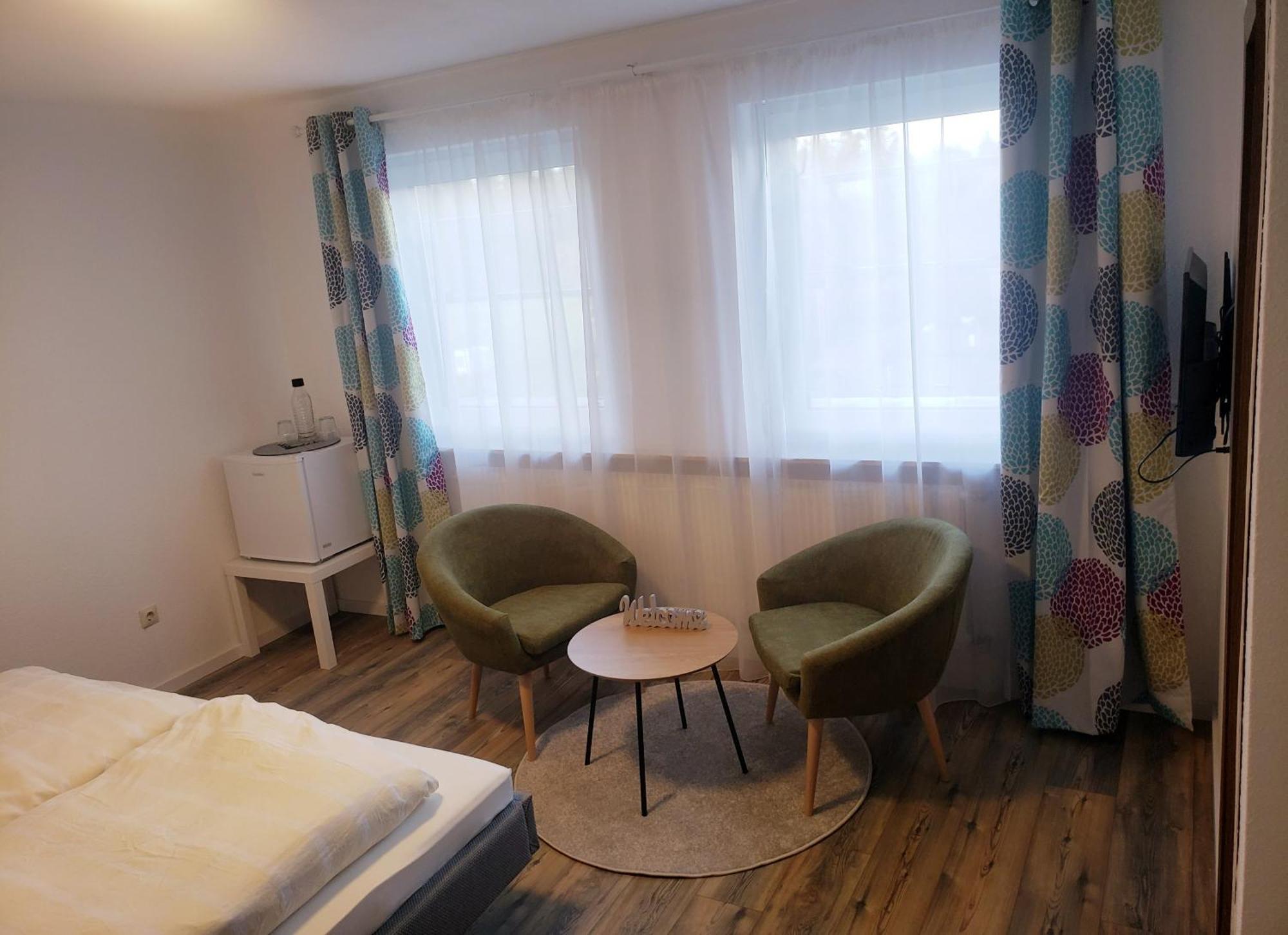 Doppelzimmer mit Gartenblick