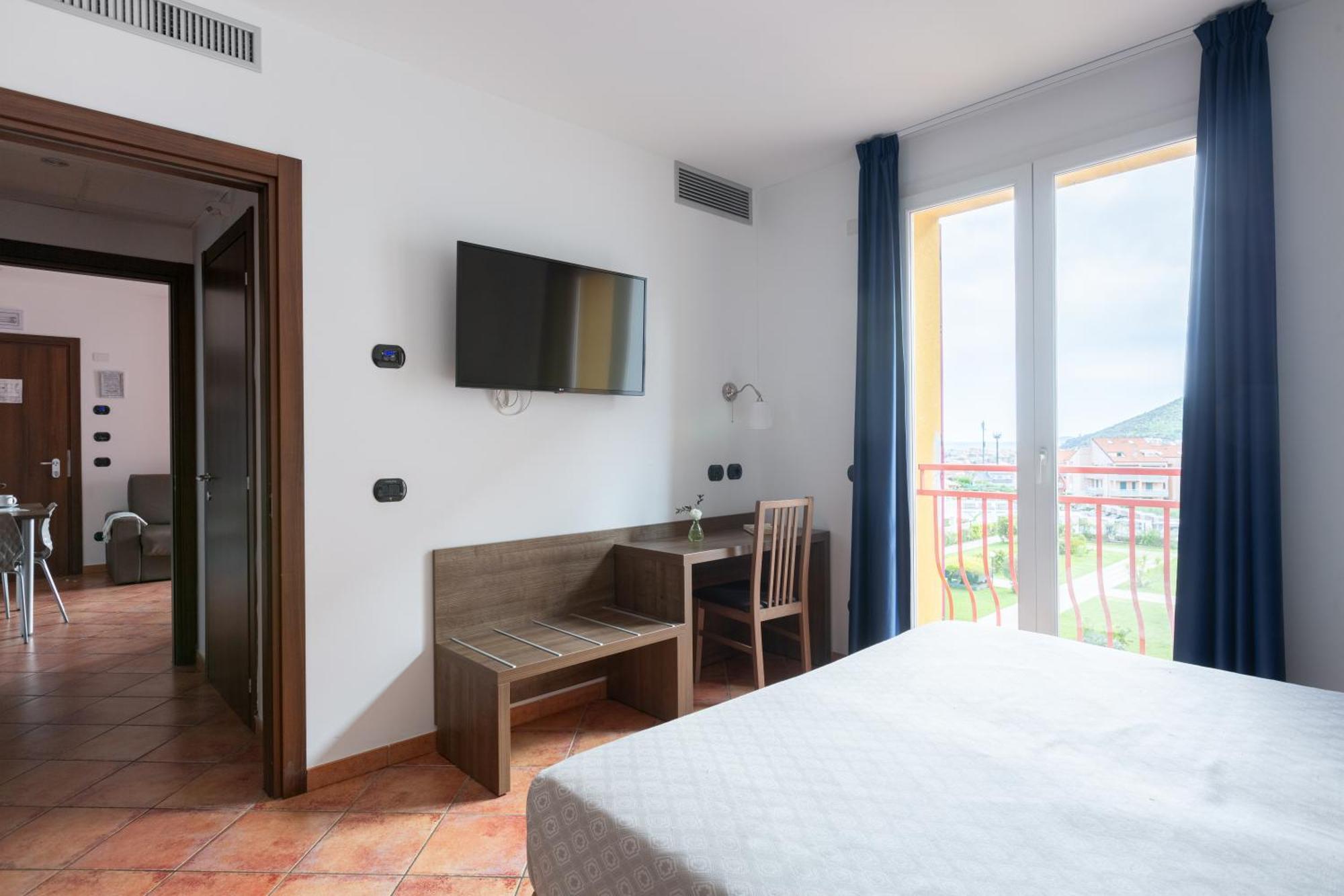Apartamento de 1 dormitorio con balcón