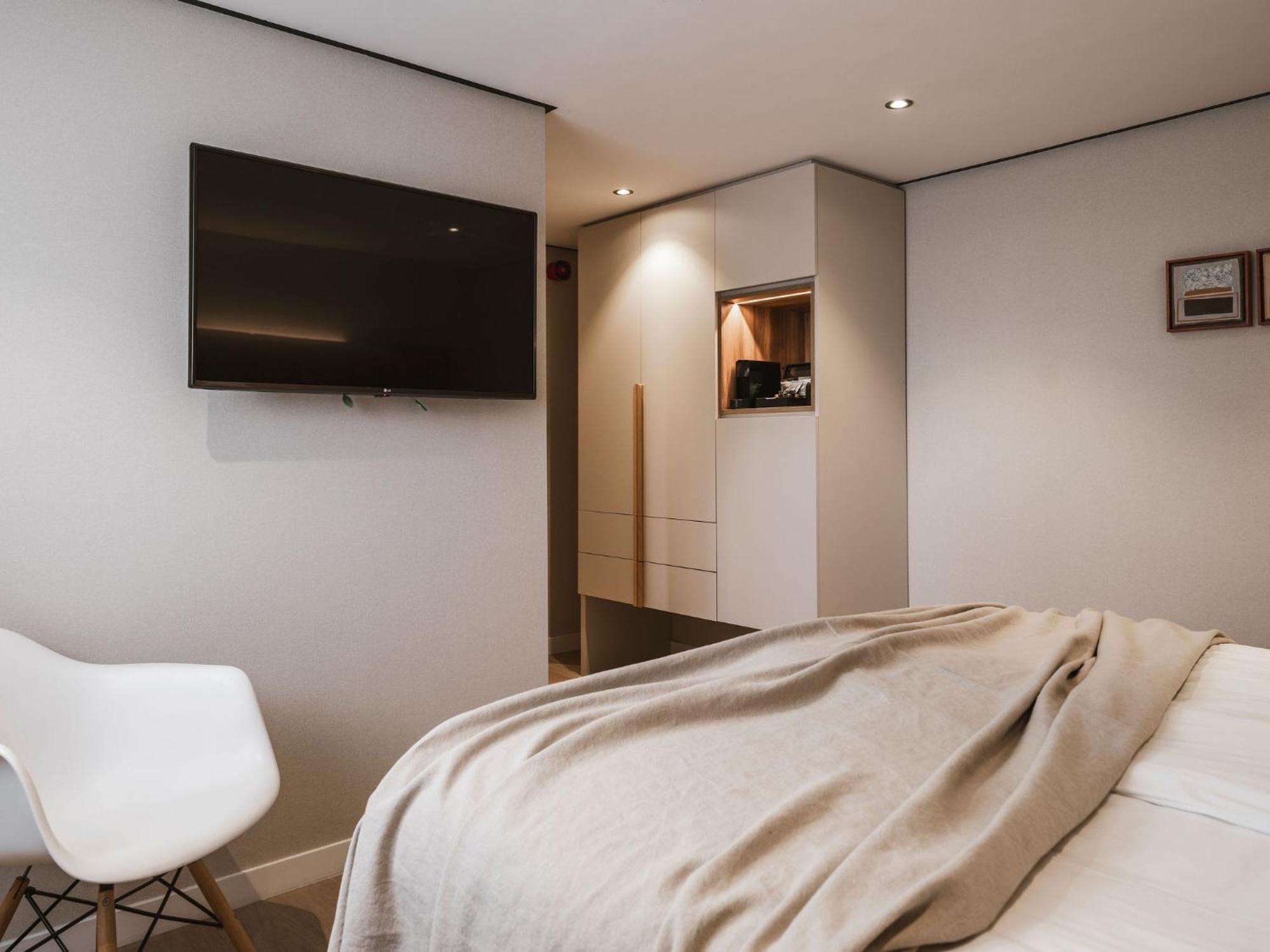 Small Double Room
