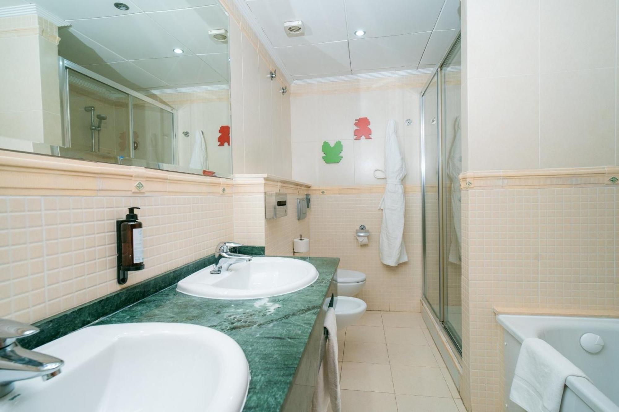 Economy Quadruple Room