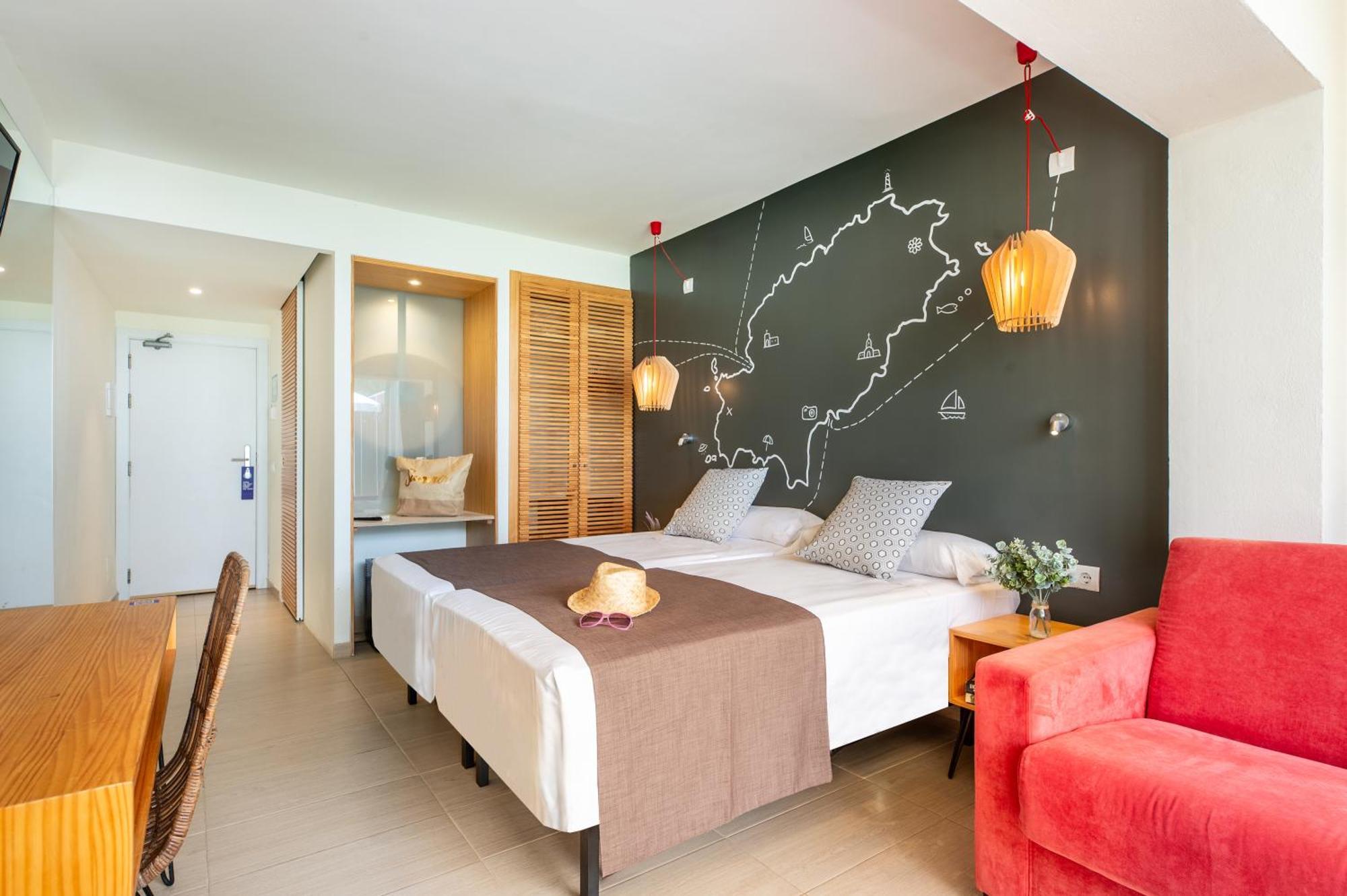 Superior Twin Room,1592882336:JPEG
