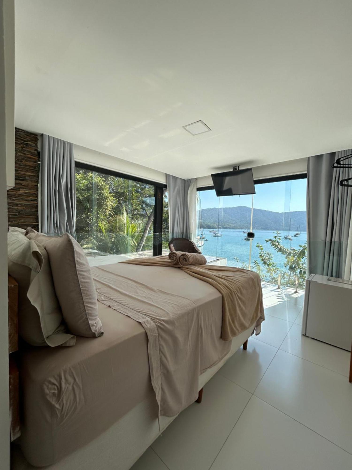 Superior Triple Room with Sea View