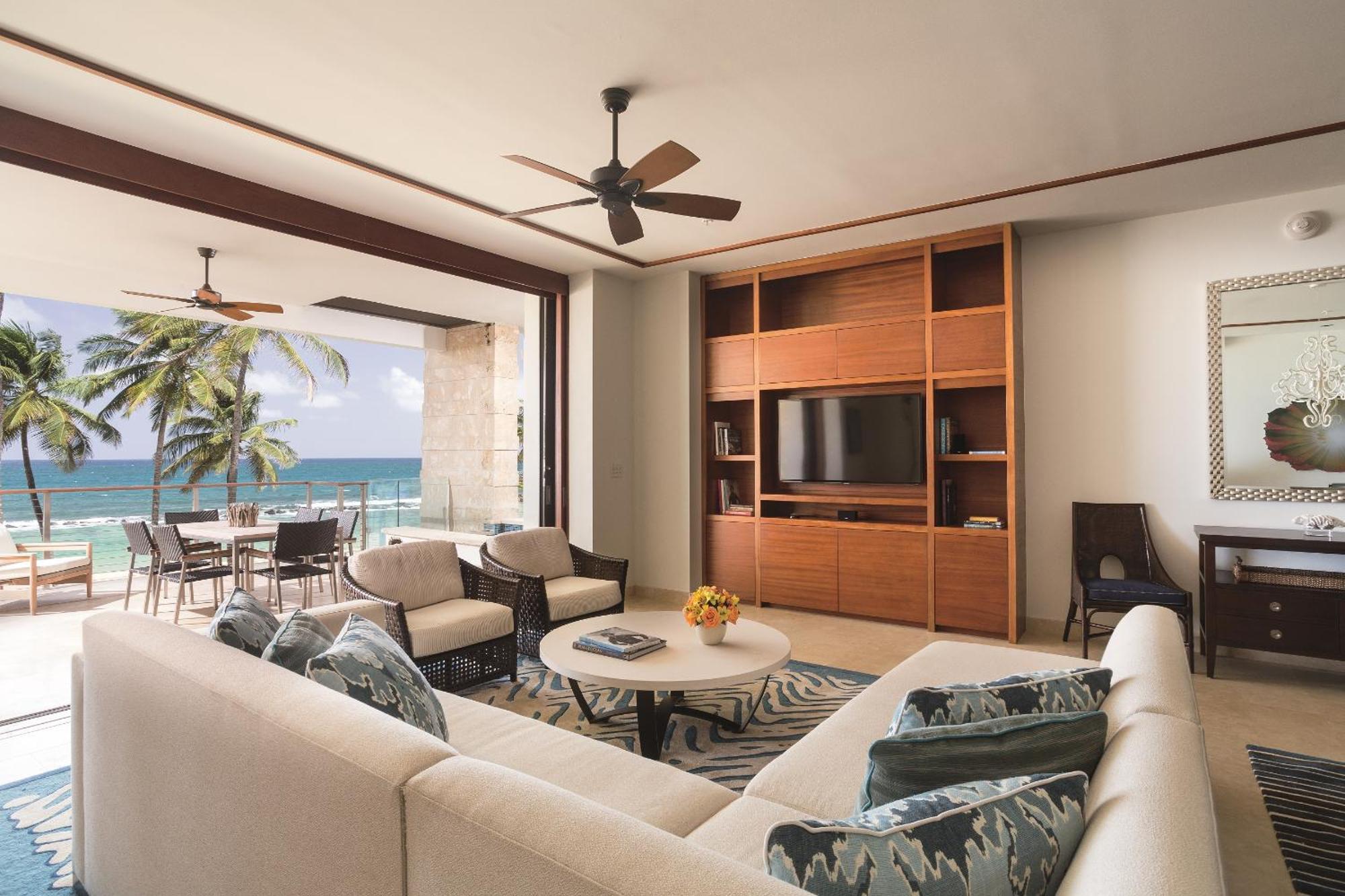 3 bedroom oceanfront penthouse residence balcony