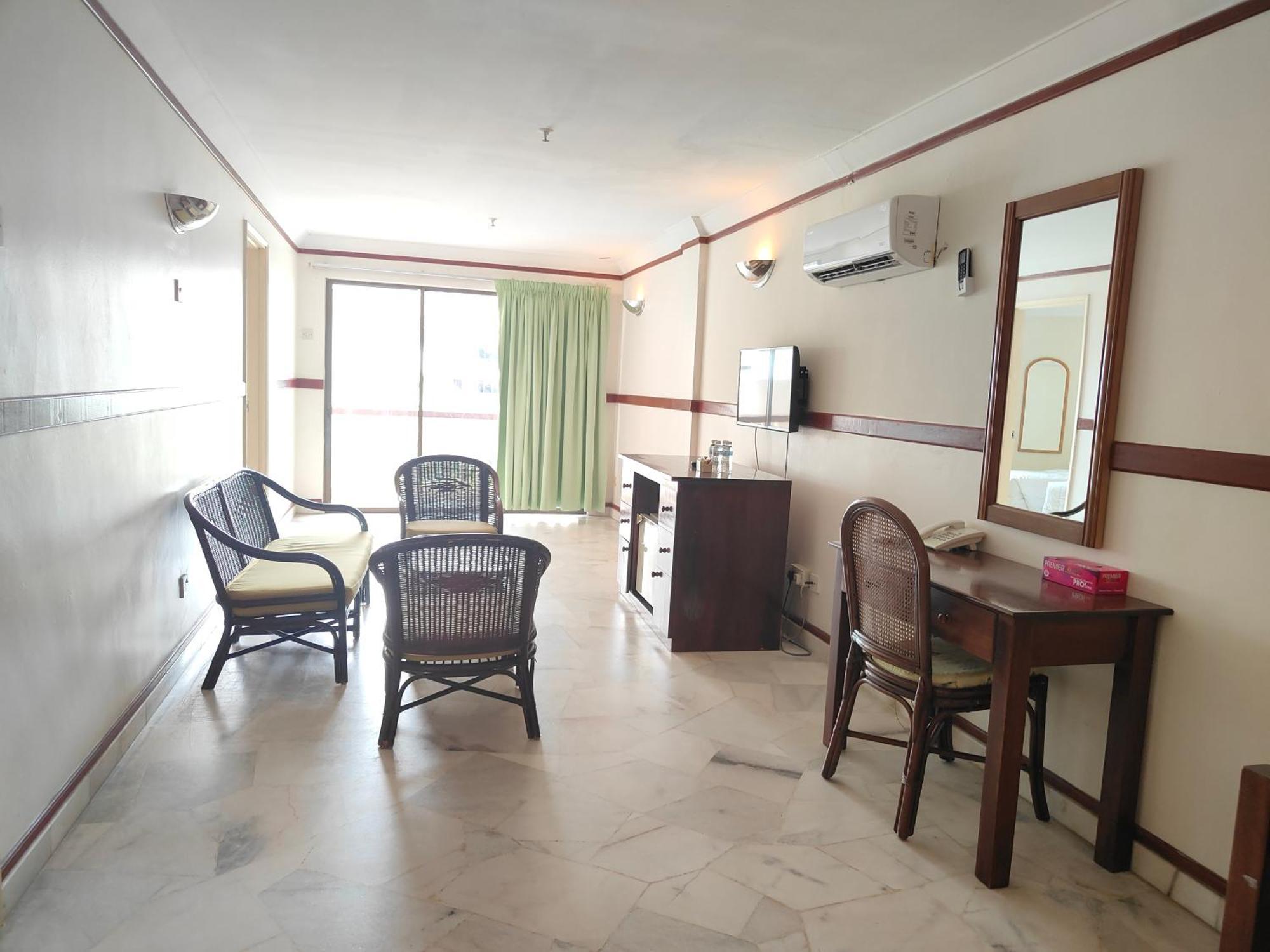Deluxe Quadruple Room