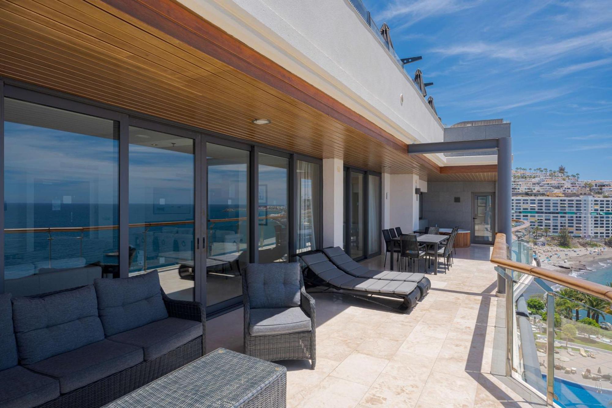 Suite 2 Bedroom & Panoramic View,1594690812:JPEG