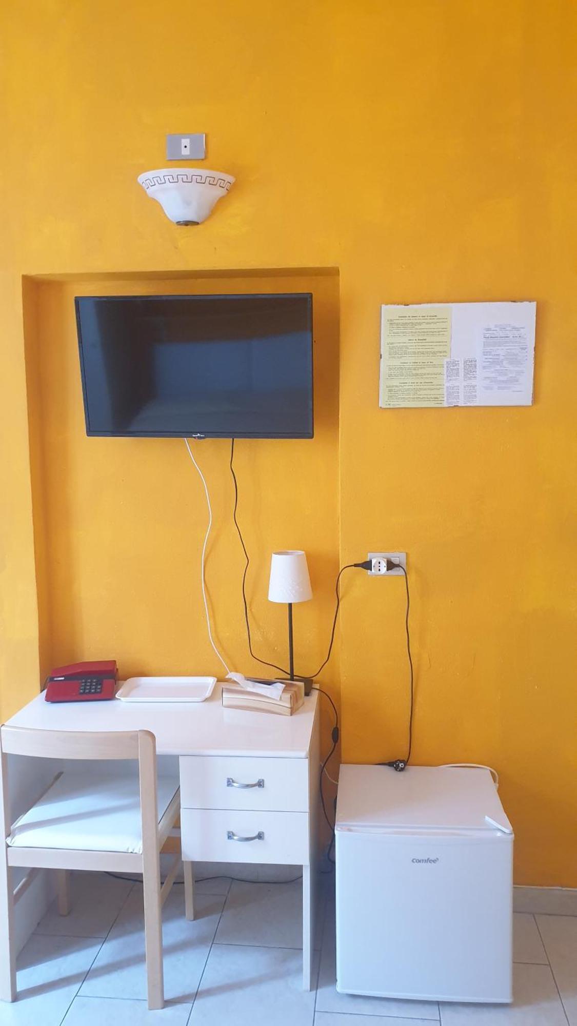 Double Room,1594527097:JPEG