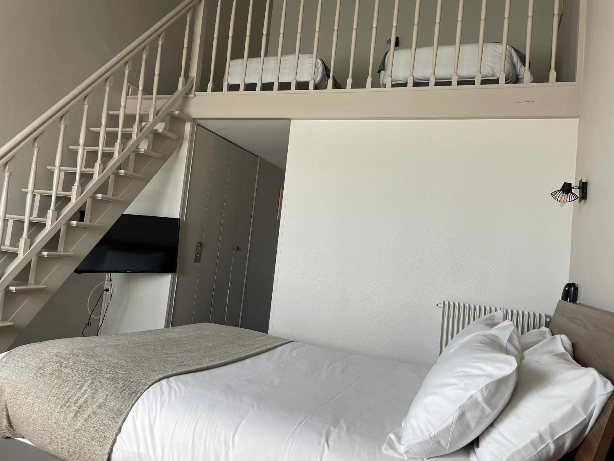 Chambre Familiale