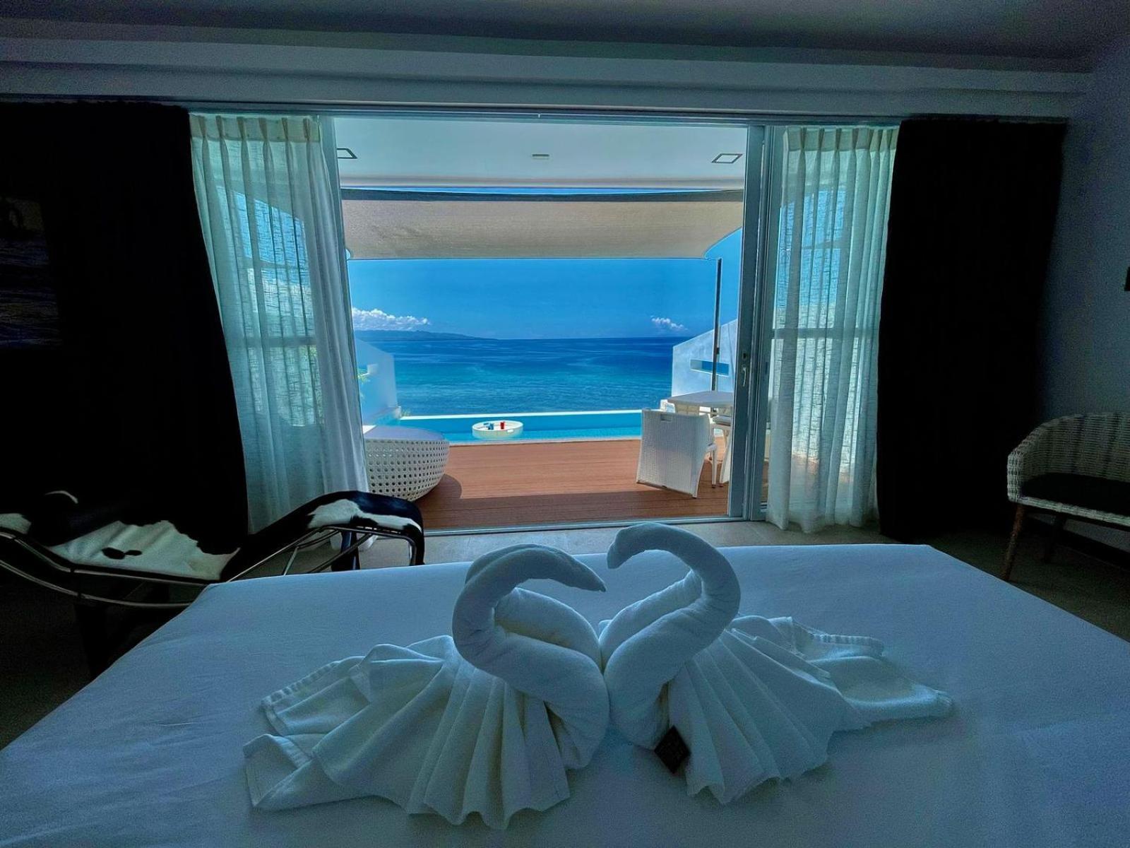 King Suite Private Pool
