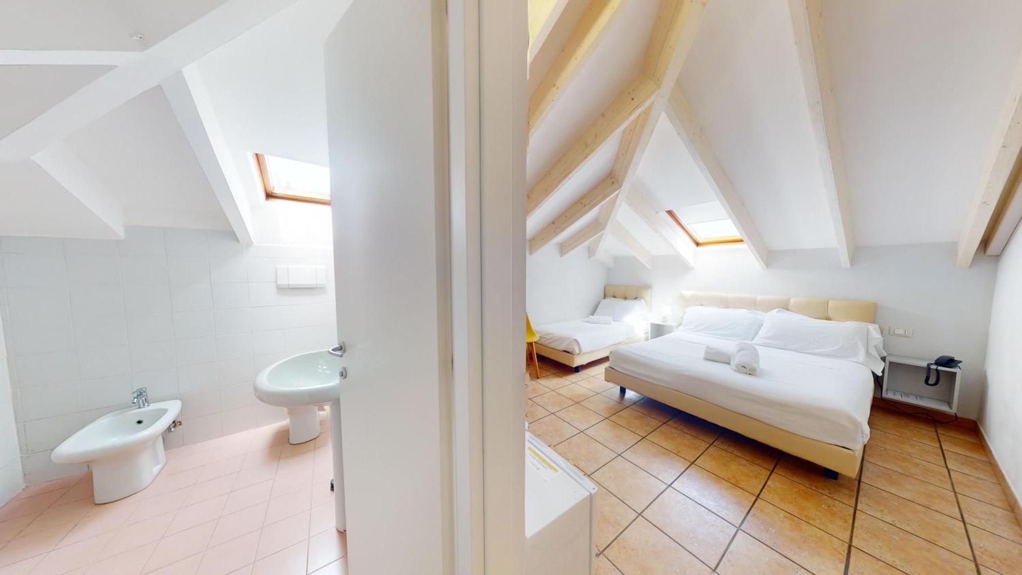 Classic Triple Room,1597556768:JPEG