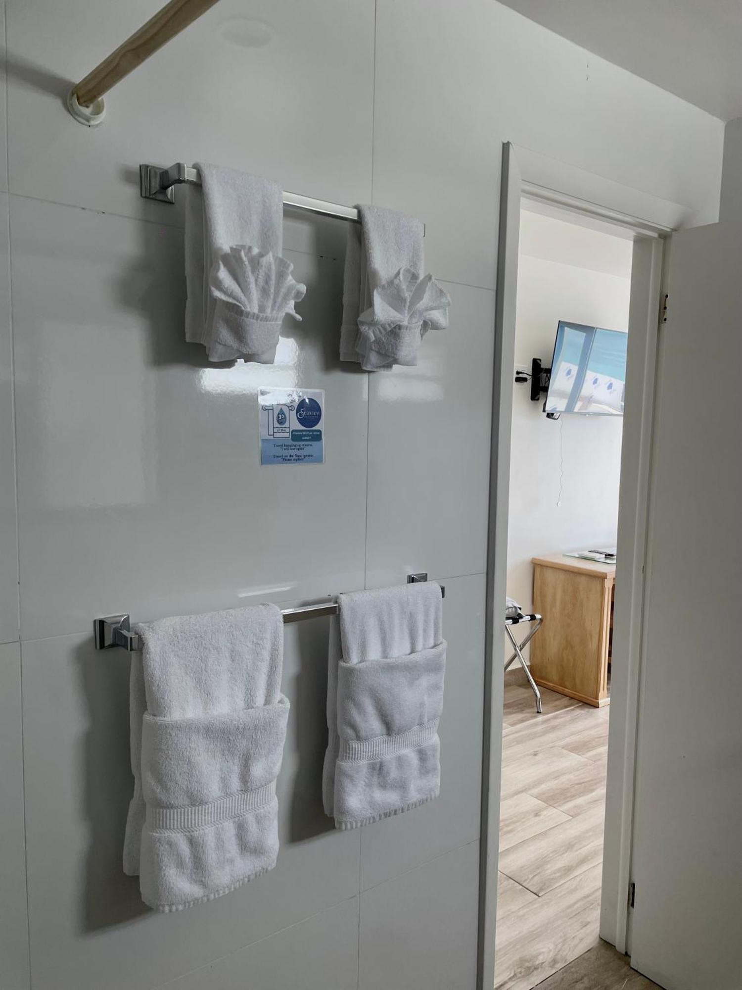 Suite met Queensize Bed en Uitzicht op Zee