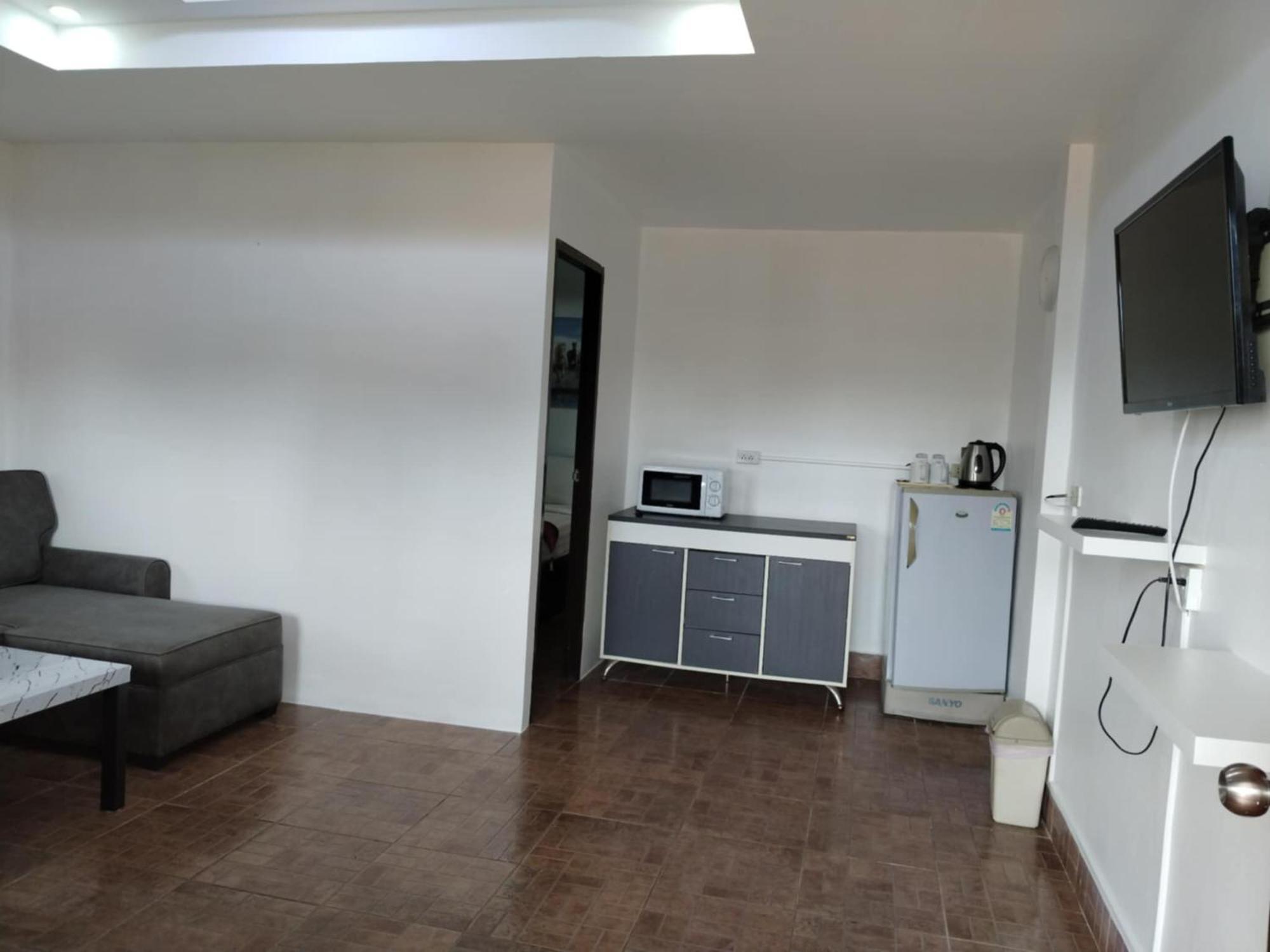 Deluxe Apartment