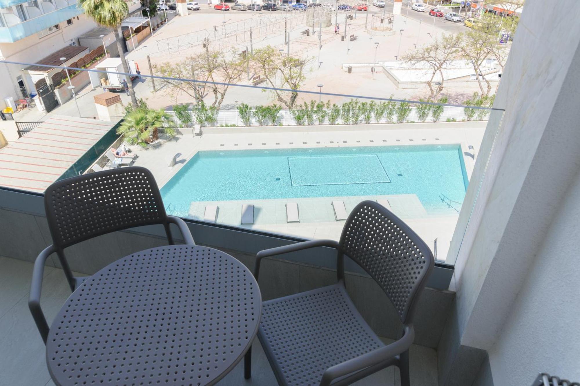 Junior Suite Pool View