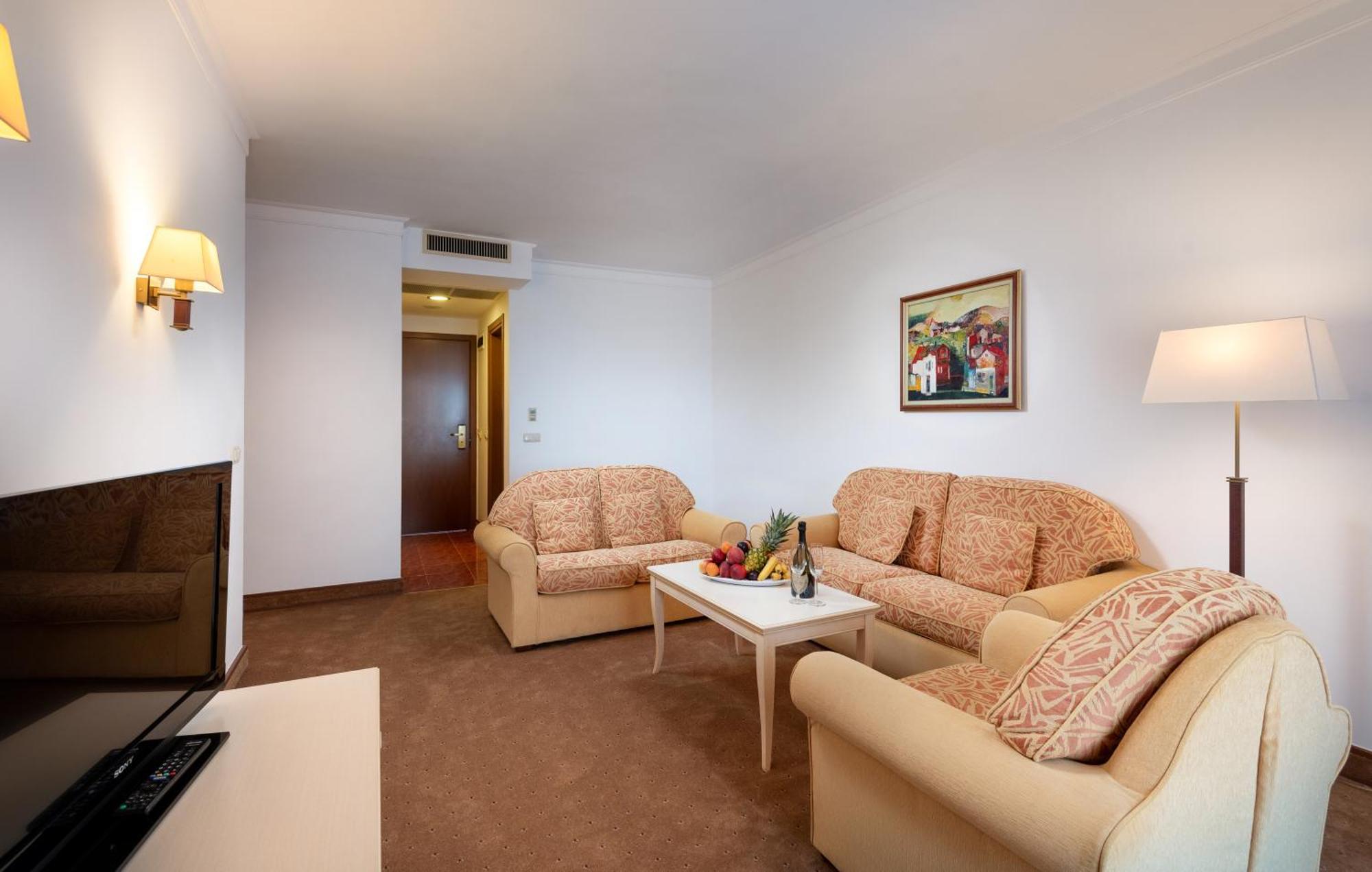 Junior Suite Sea View Beach Access