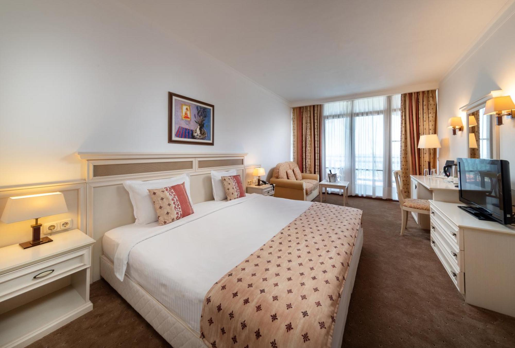 Double or Twin Room Sea View Beach Access