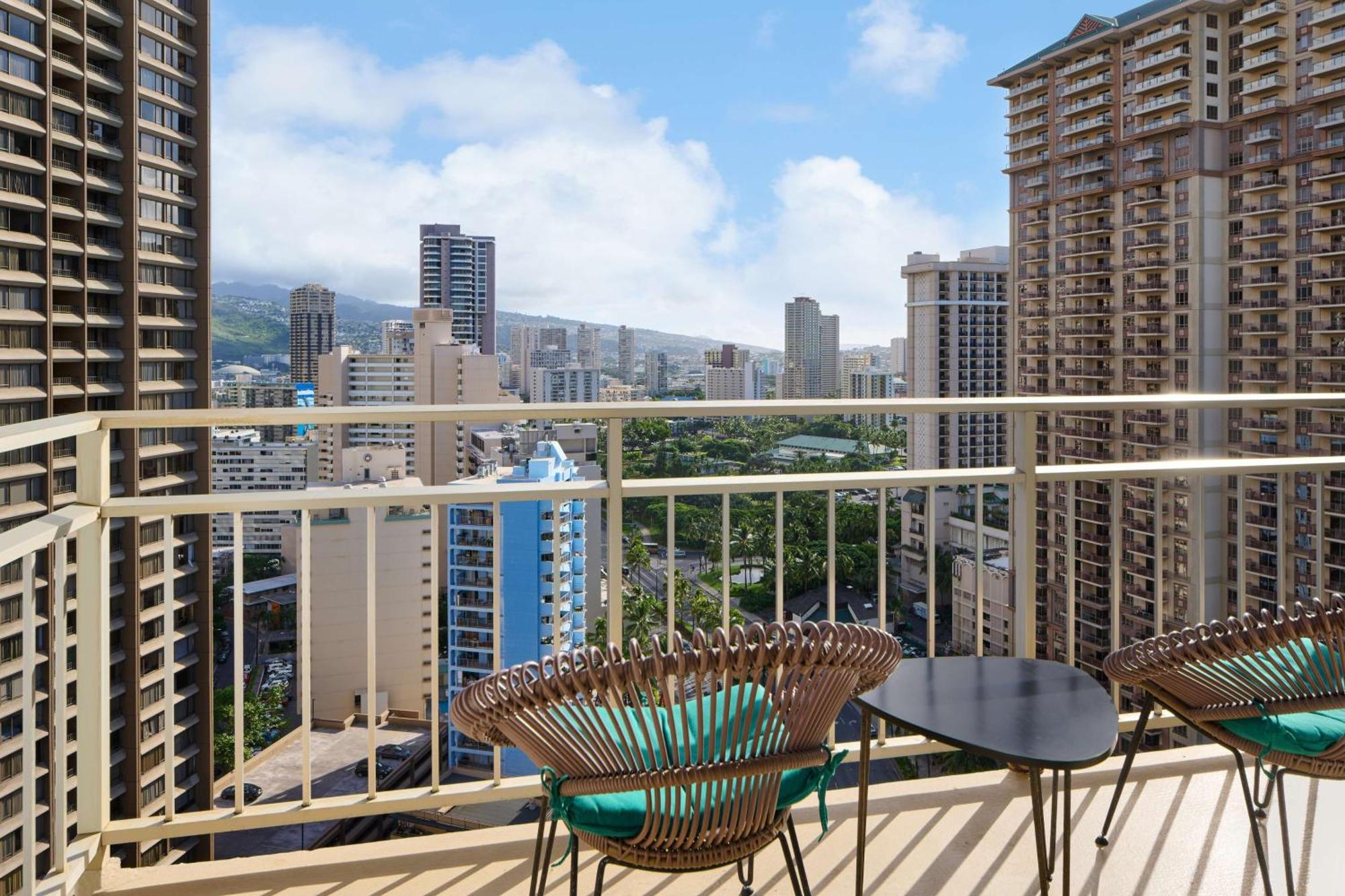 Alojamiento de lujo de 2 dormitorios, cocina y vistas a la ciudad