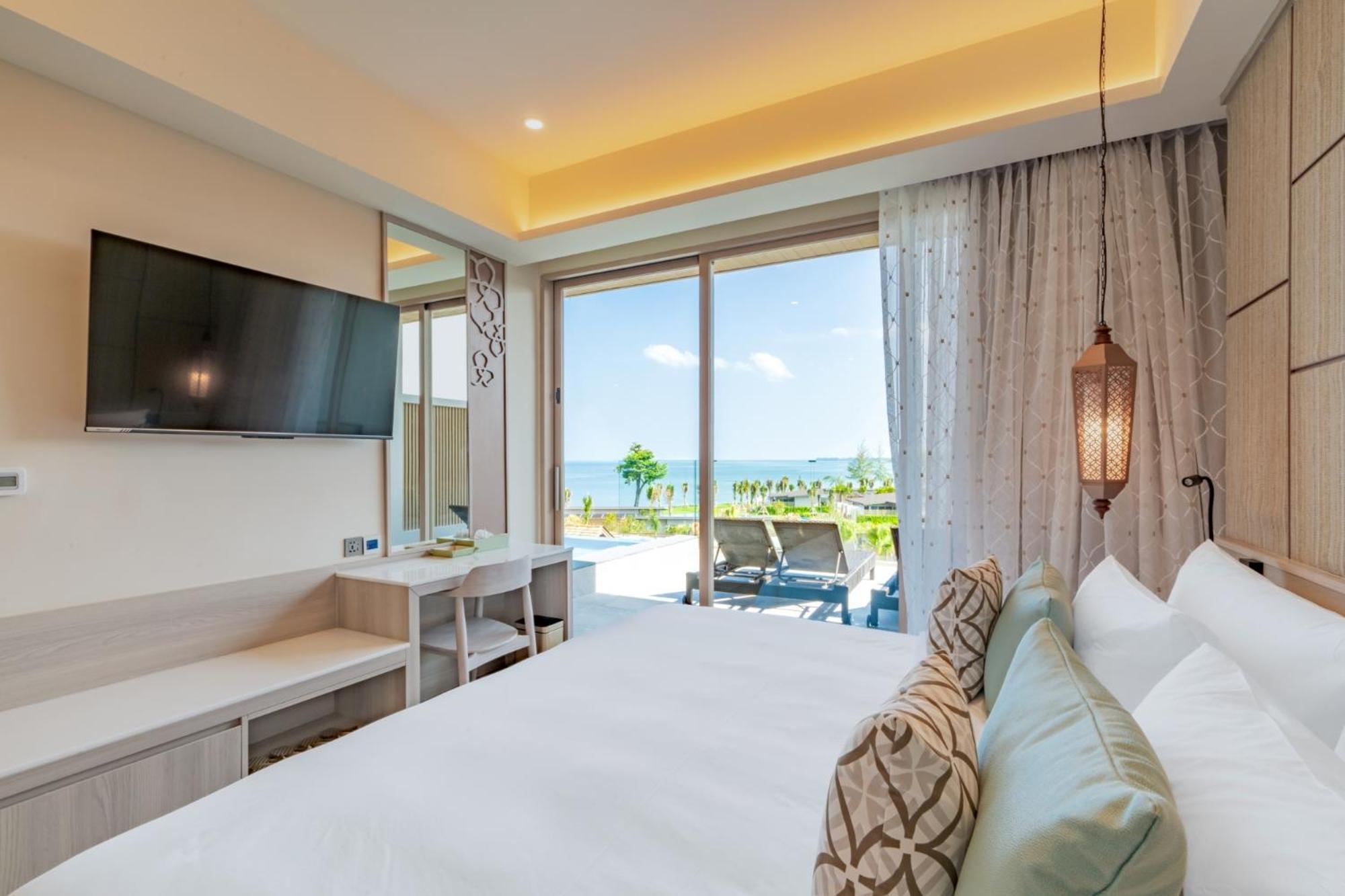Seaview Penthouse Family Pool Suite,1599801358:JPEG