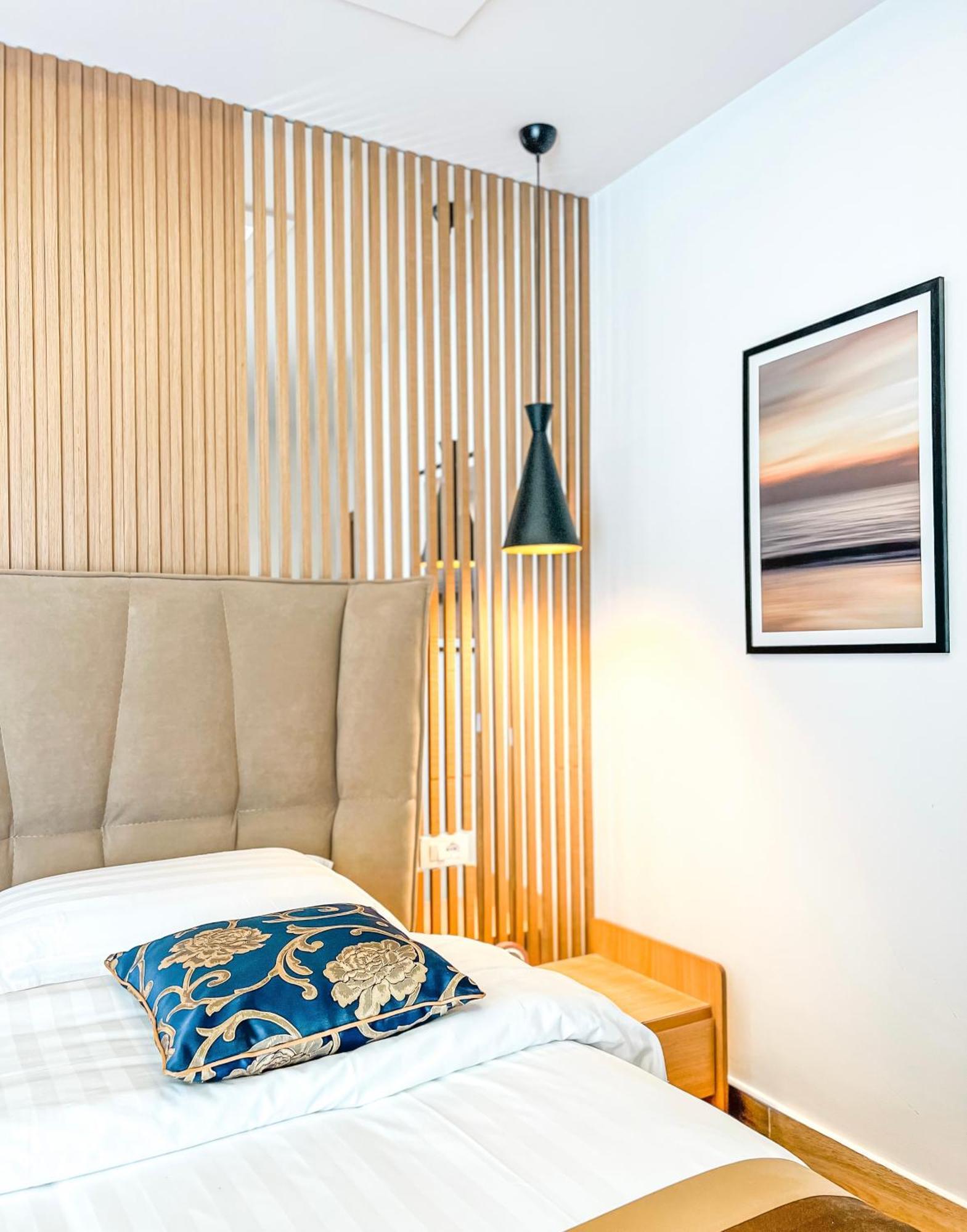 Double Room,1600270042:JPEG