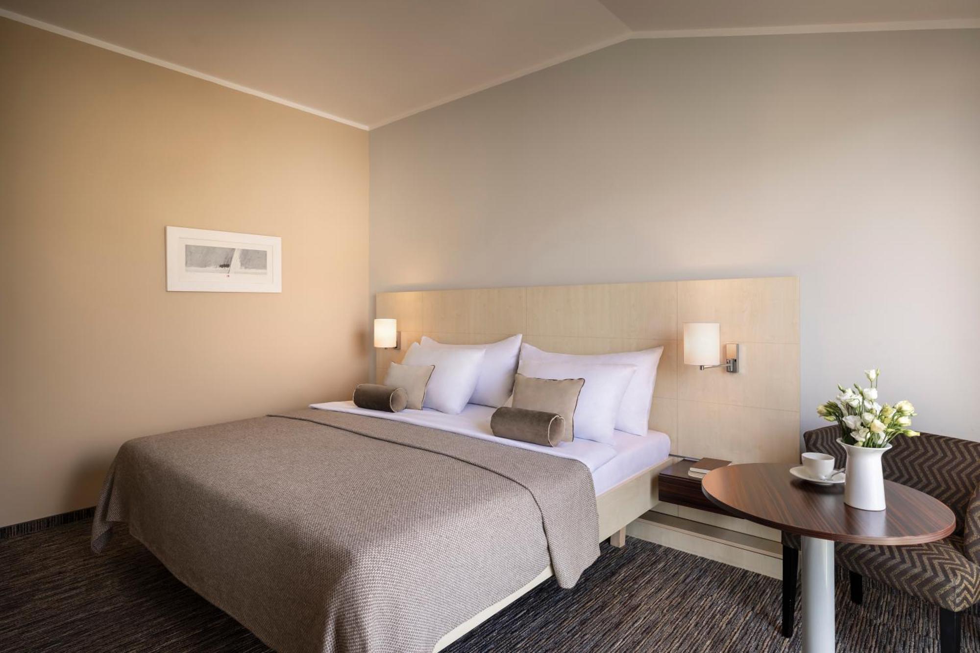 Room 21