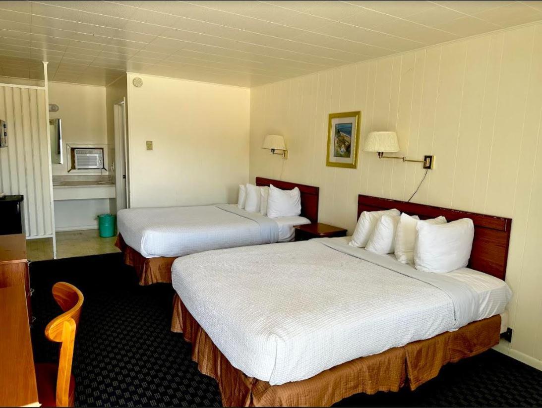 Queen Room with Two Queen Beds