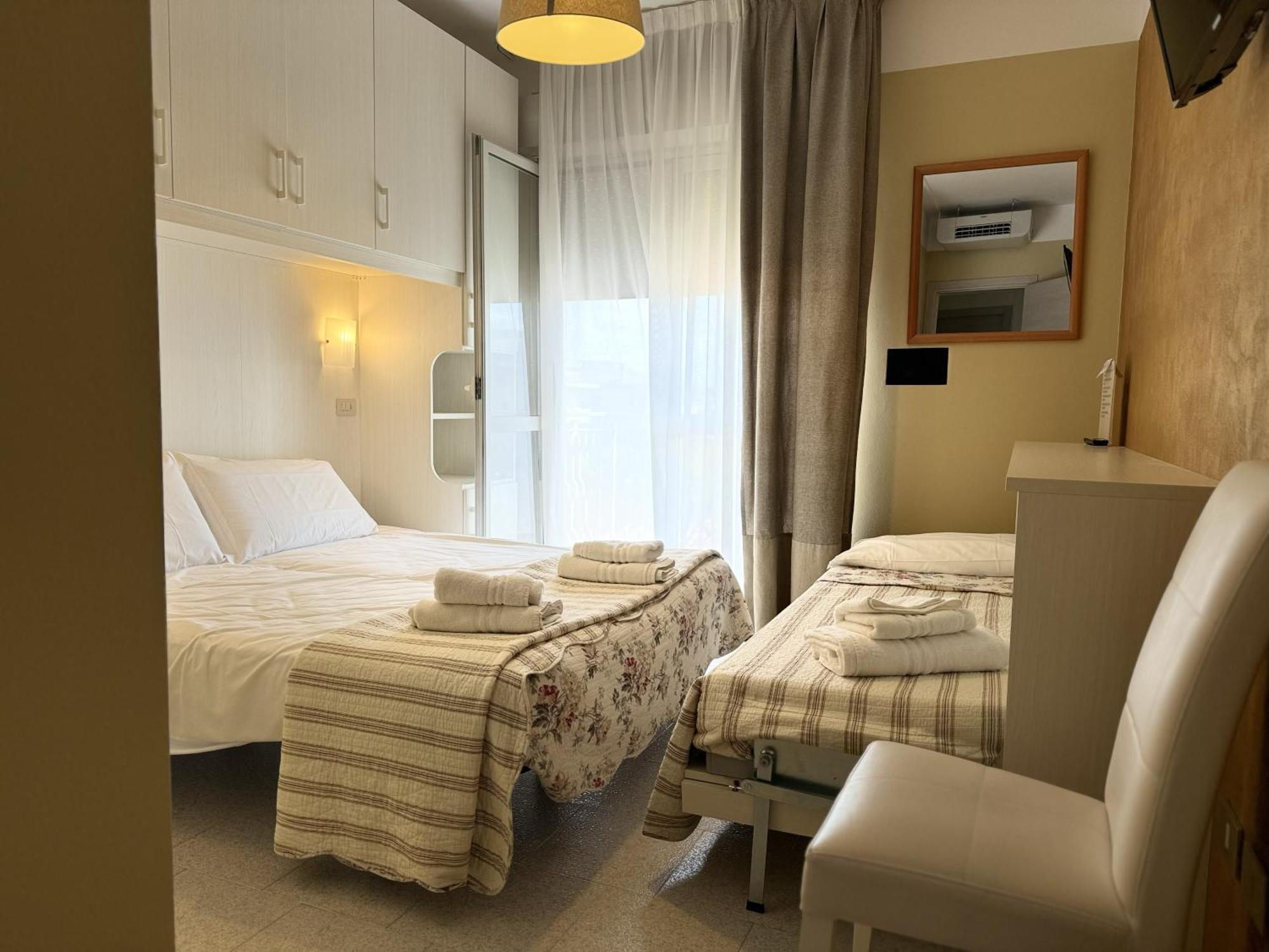 Standard Dreibettzimmer