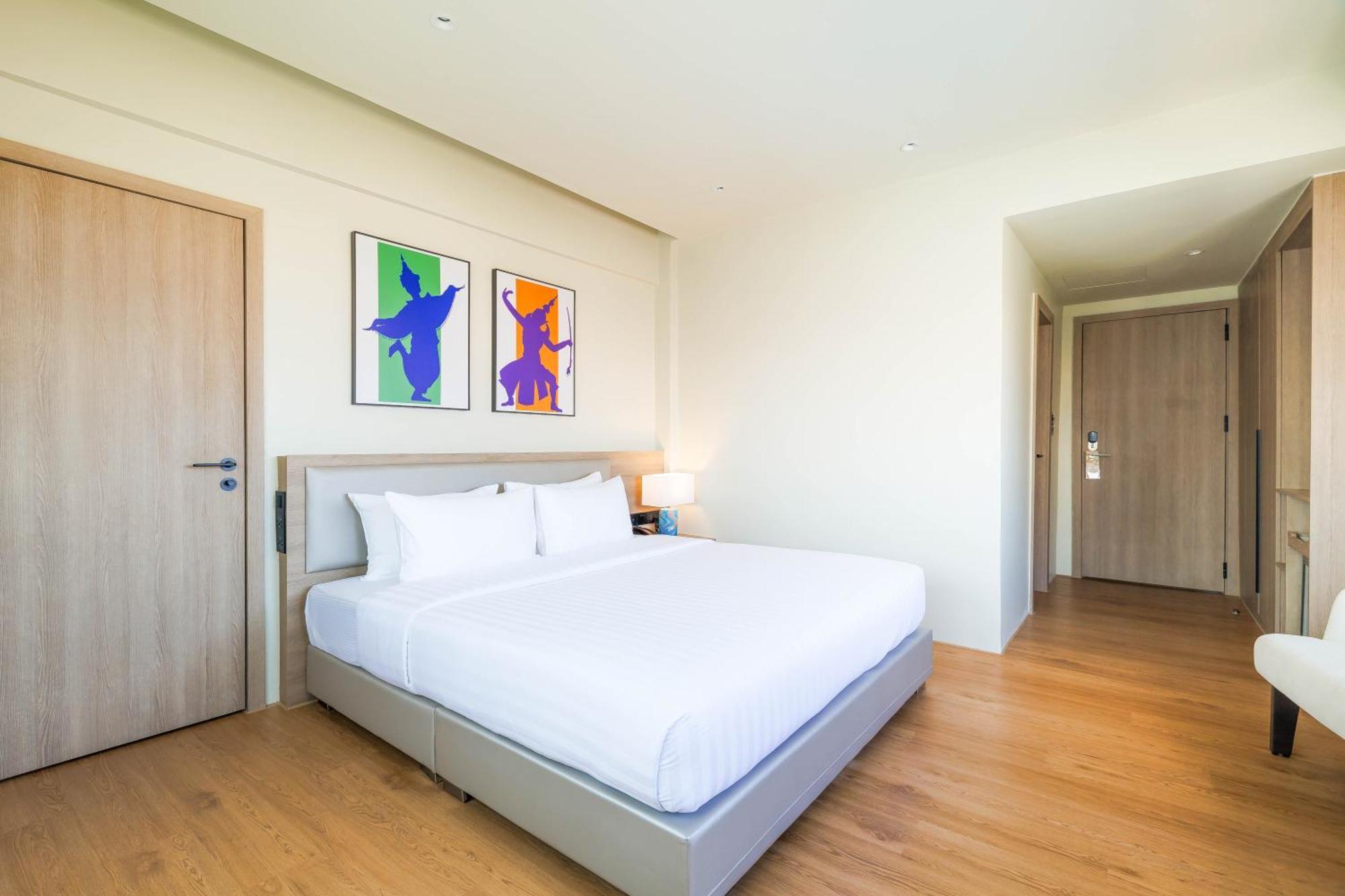 Deluxe Double or Twin Room