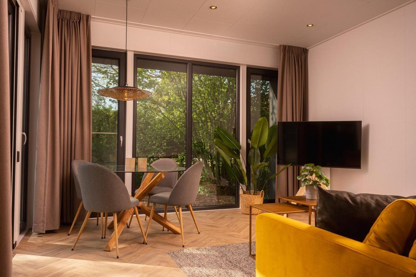 Apartment with City View