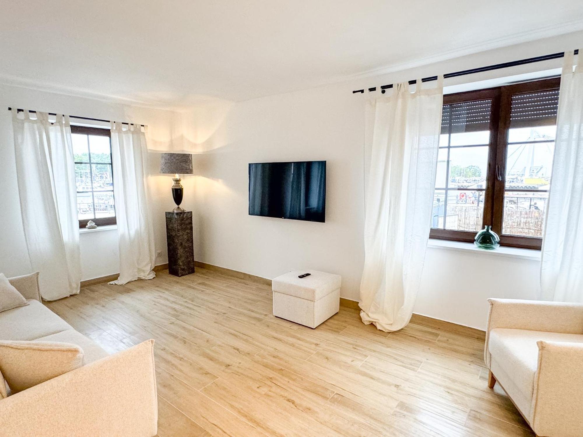 One-Bedroom Superior Apartment