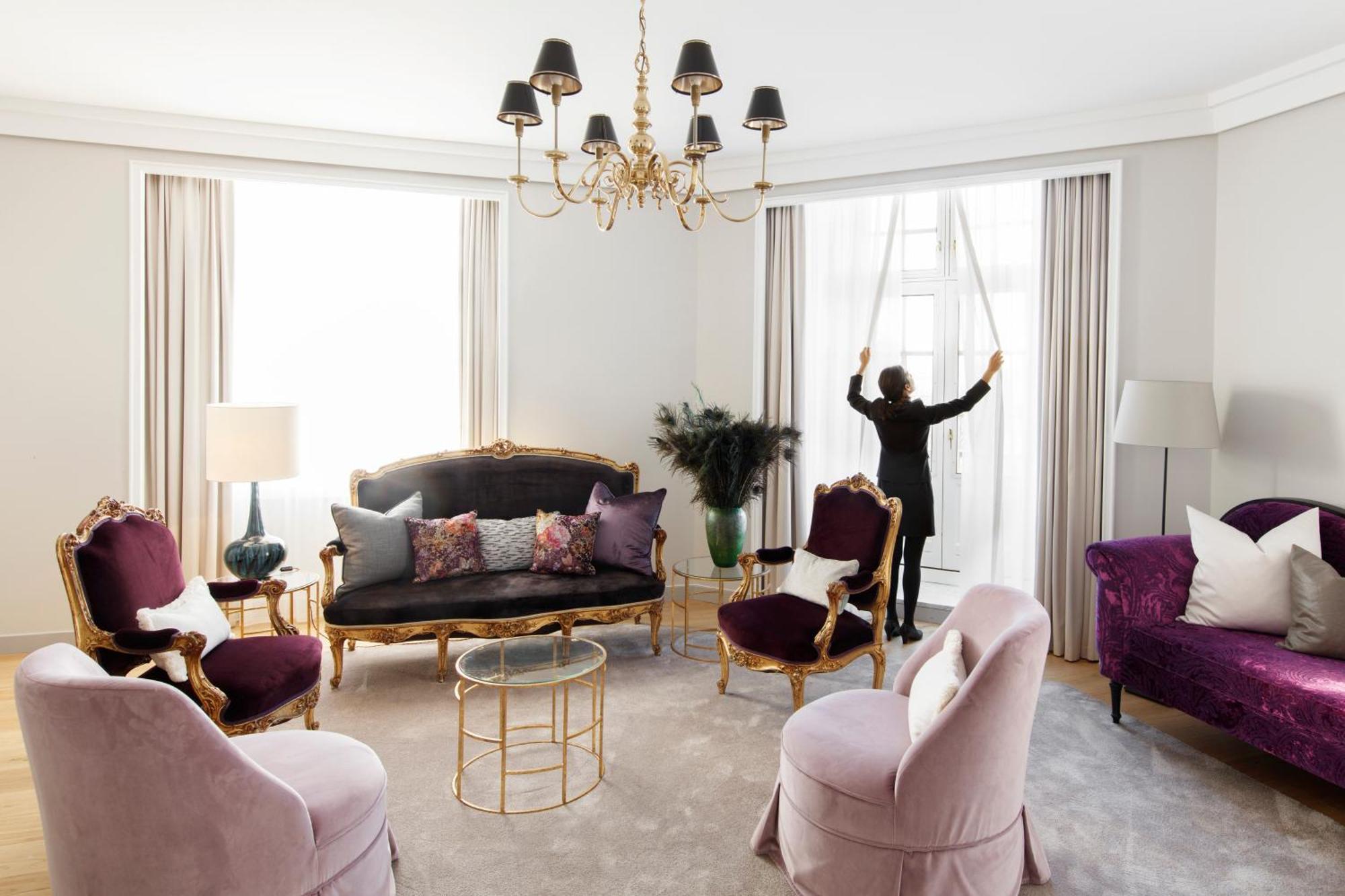 Signature Suite,1605366228:JPEG