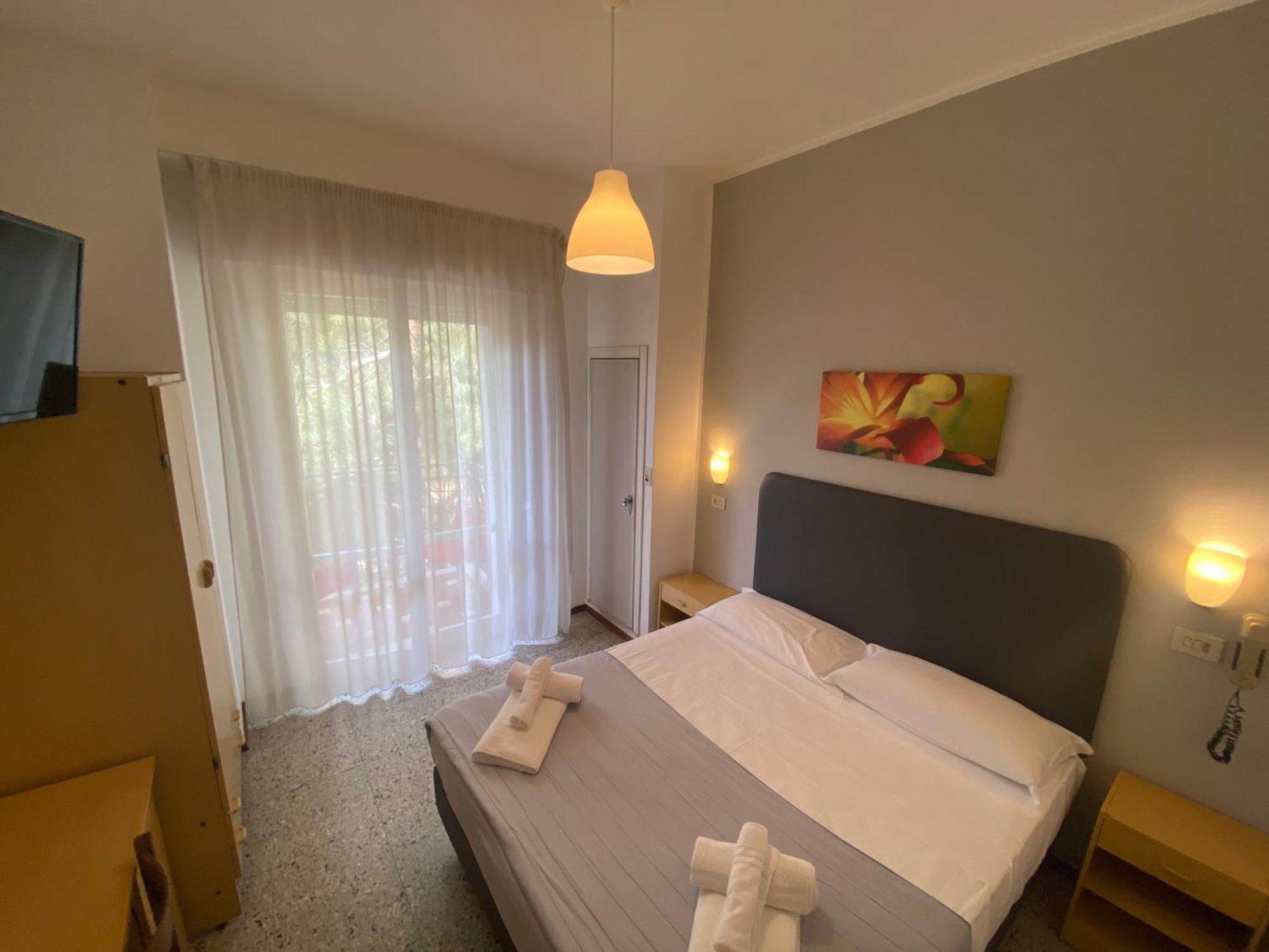 Doppelzimmer mit Balkon